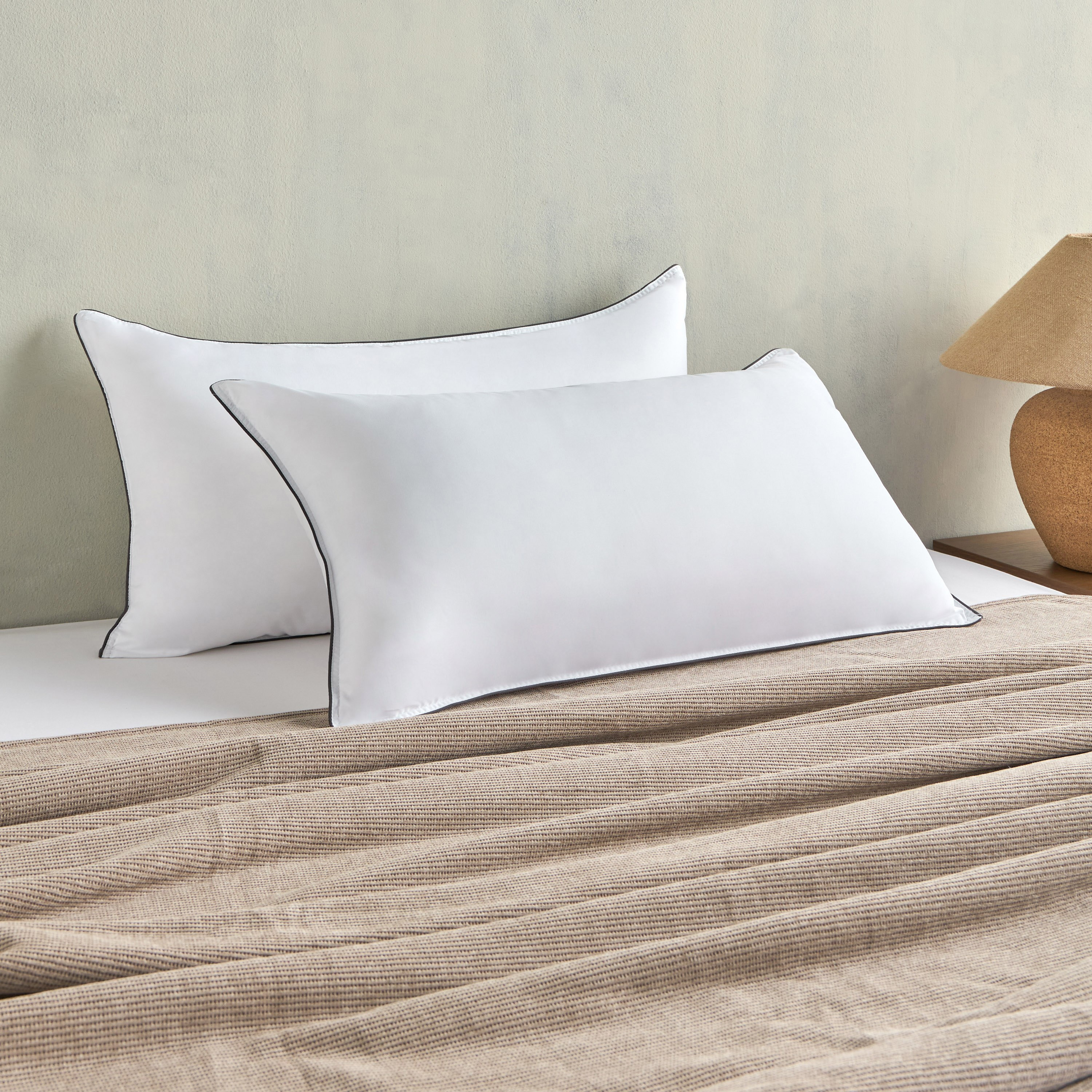 Harmony Down Alternative 1-Piece King Pillow - 50x90 cm-household-bedding-pillows-image-1