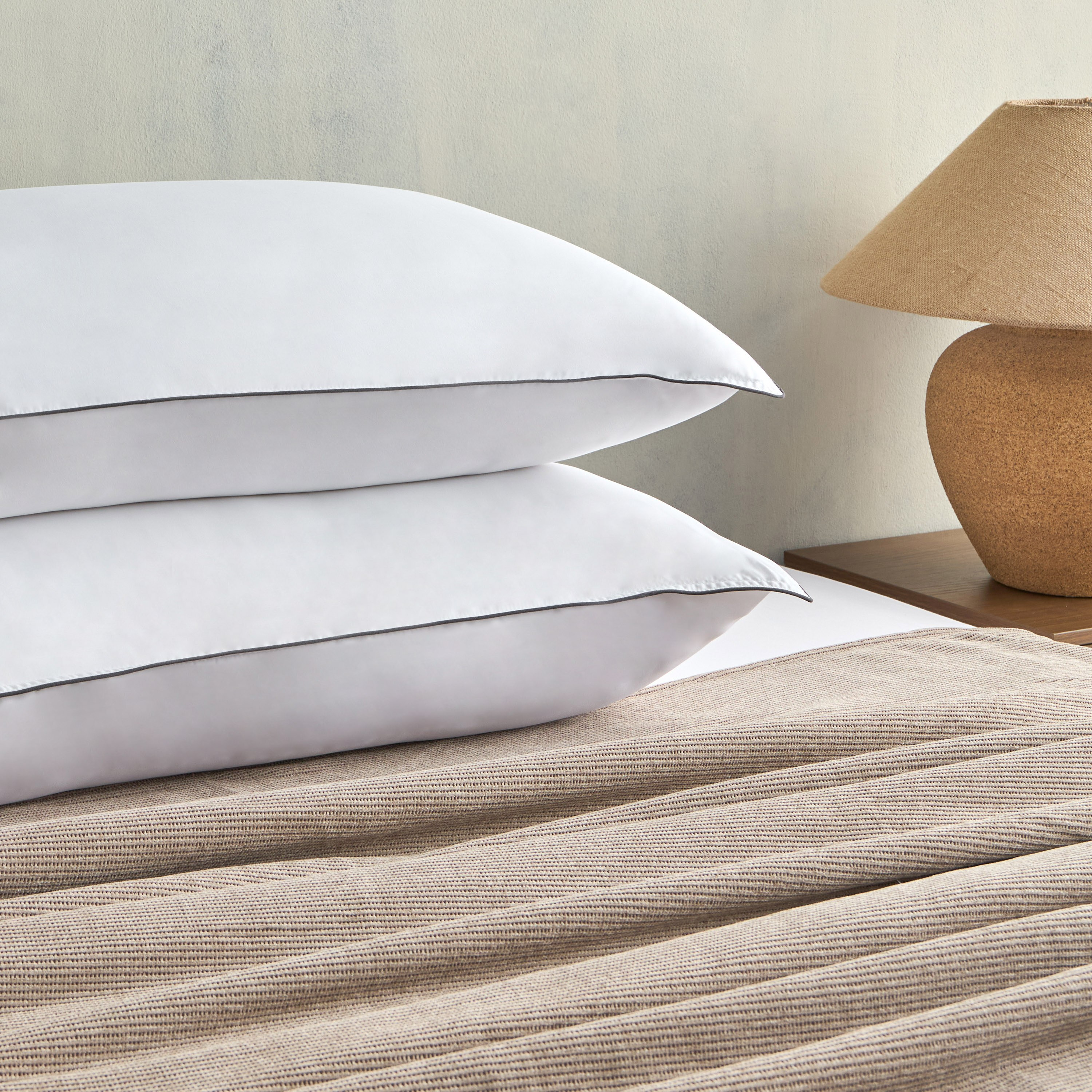 Harmony Down Alternative 1-Piece King Pillow - 50x90 cm-household-bedding-pillows-image-3