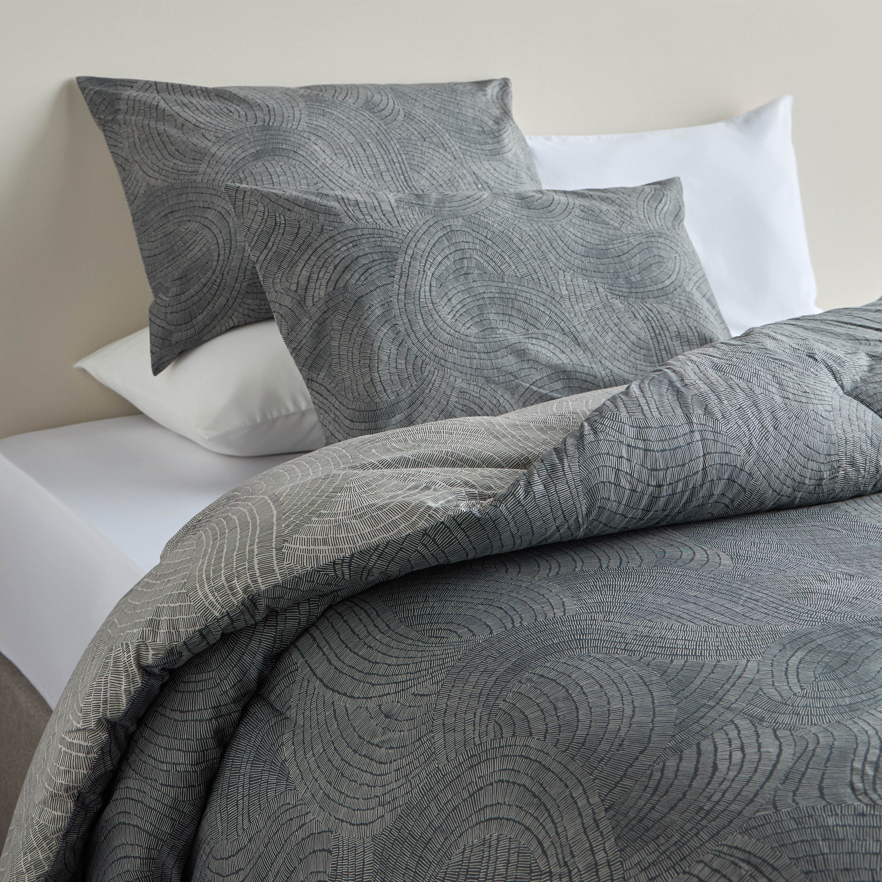 Greyson Dynamic Printed 3-Piece Super King Comforter Set - 240x260 cm-household-bedding-comfortersandbedspreads-comforters-image-1