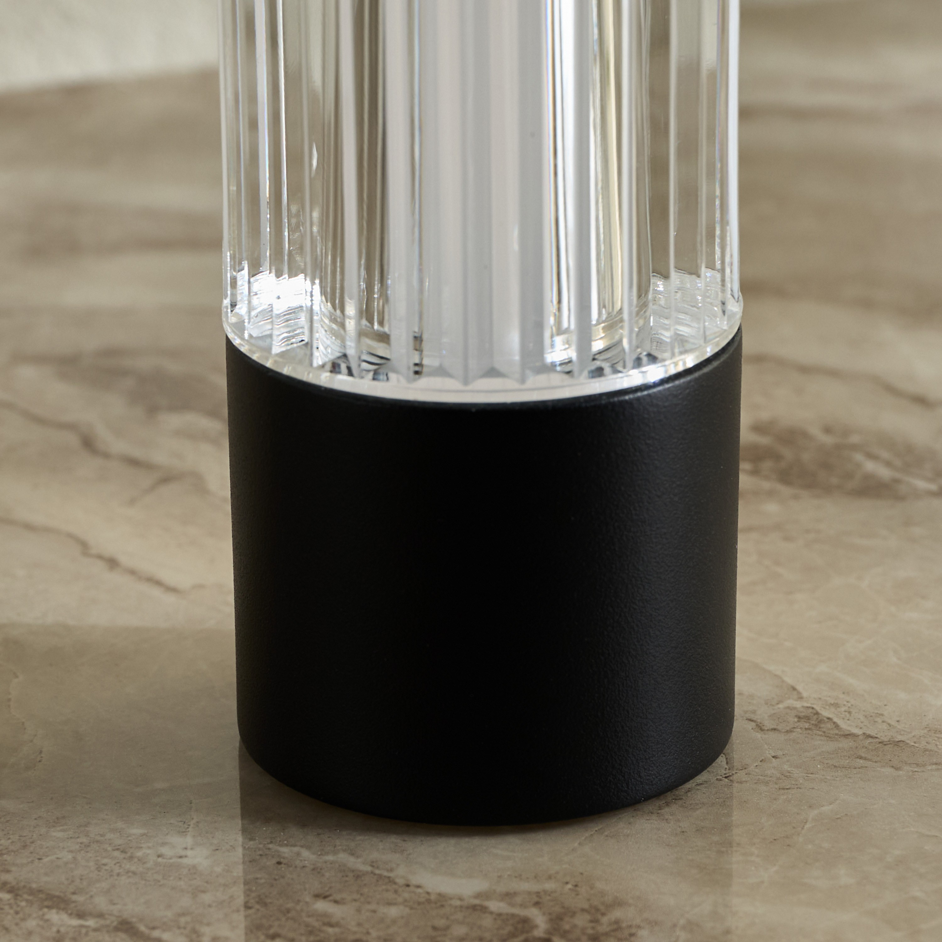 مصباح طاولة ليد قابل للشحن بمنفذ يو إس بي - ليمنوكس - 20 سم-household-lighting-decorativelighting-noveltylights-image-5