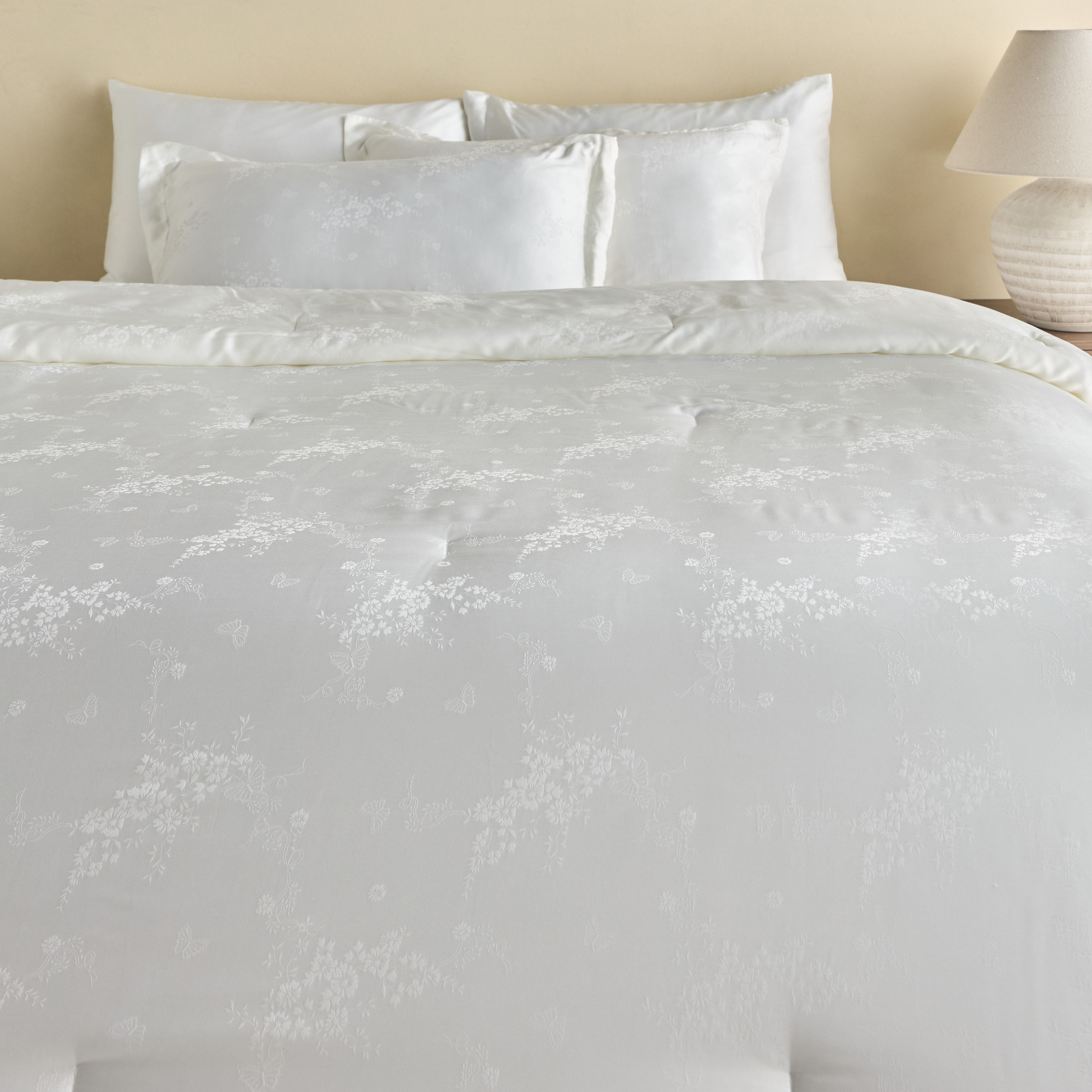Airsoft Disty Tencel Lyocell Jacquard 6-Piece Queen Comforter and Sheet Set - 200x240 cm-household-bedding-comfortersandbedspreads-bedinabag-image-2