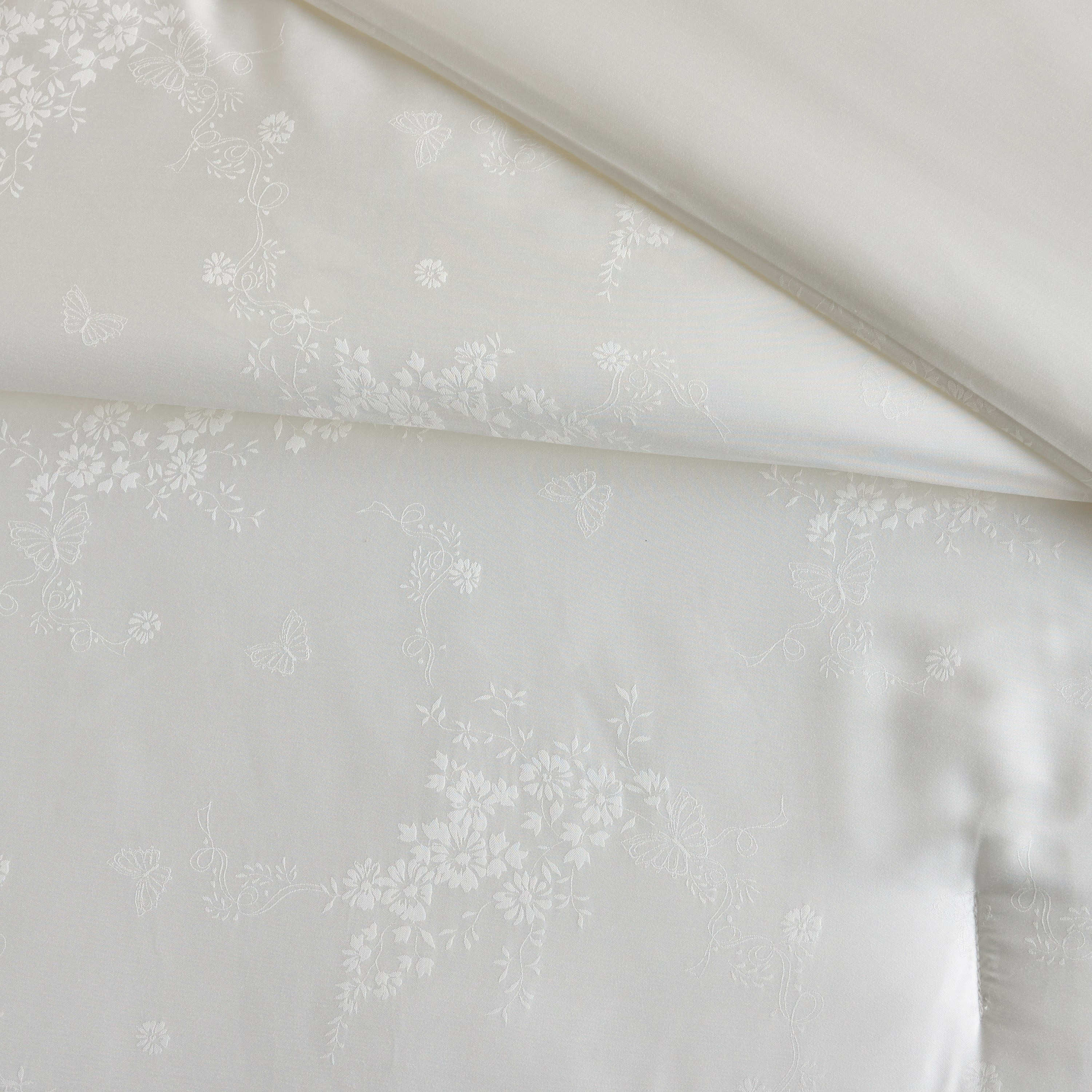 Airsoft Disty Tencel Lyocell Jacquard 6-Piece Queen Comforter and Sheet Set - 200x240 cm-household-bedding-comfortersandbedspreads-bedinabag-image-4