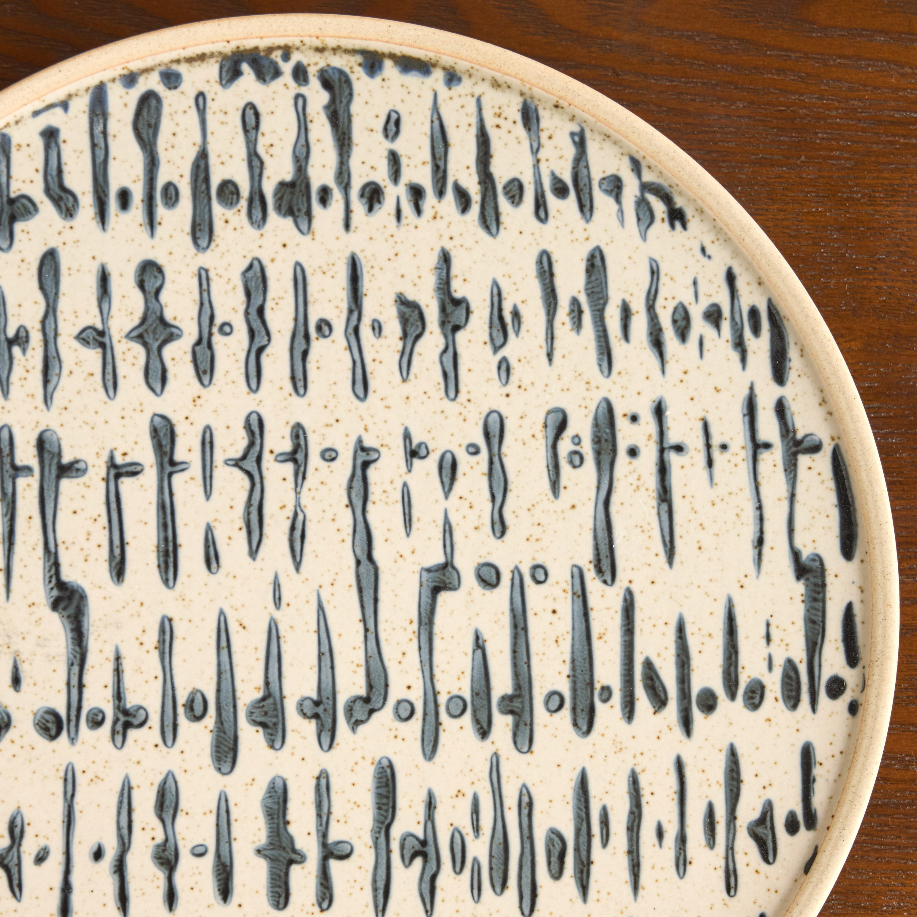 صحن تقديم بورسلين - مودرن من تييرا - 26 سم-household-dining-serveware-servingplatters-image-2