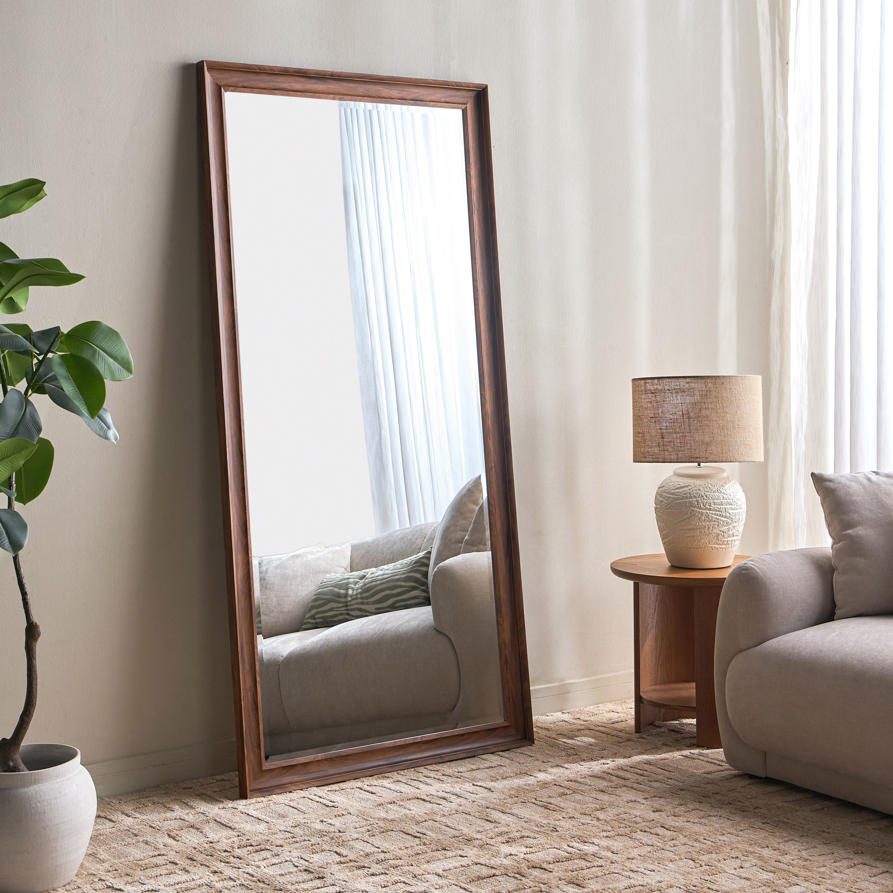مرآة آثان الطولية بتصميم كلاسيكي راقٍ - سورا - 194x94 سم-household-walldecorandmirrors-mirrors-floormirrors-image-1