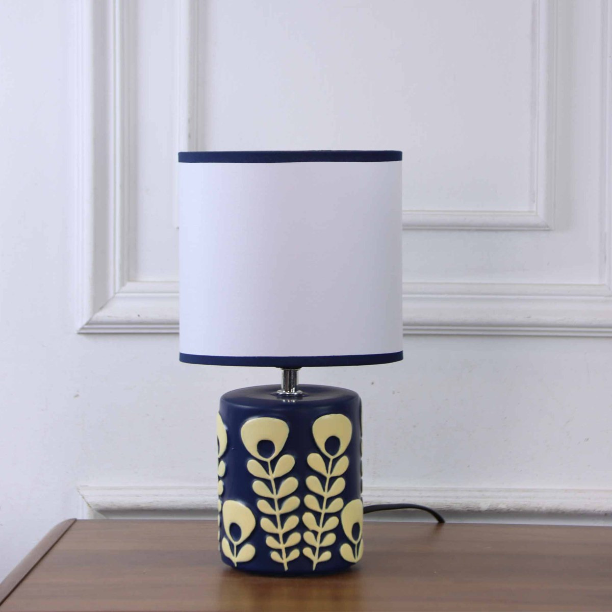 Milana Ceramic Table Lamp - 32 cm-household-lighting-tableanddesklamps-image-1