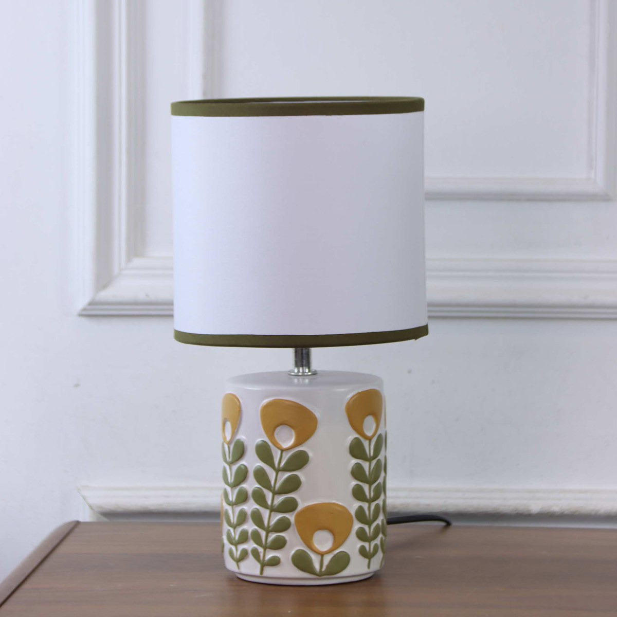 Milana Ceramic Table Lamp - 32 cm-household-lighting-tableanddesklamps-image-1