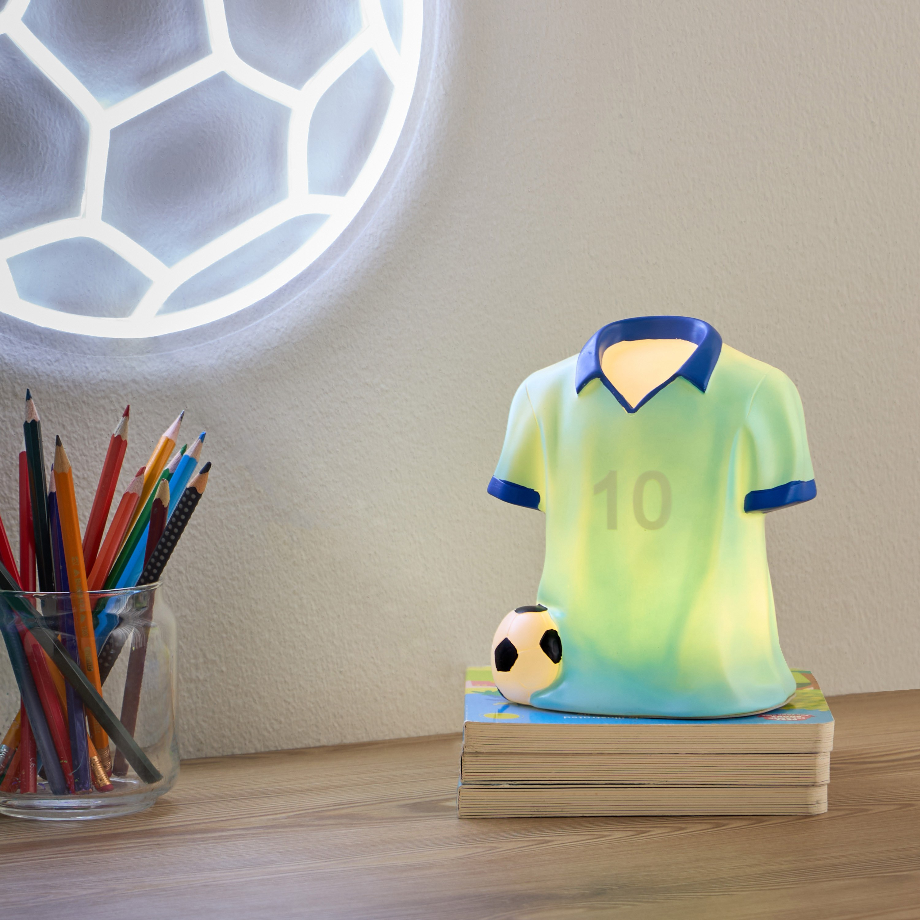 ضوء ديكور يعمل باليو إس بي بتصميم كرة القدم - 17 سم-kids-decorandlighting-lighting-decorativelightingandwalllamps-image-5