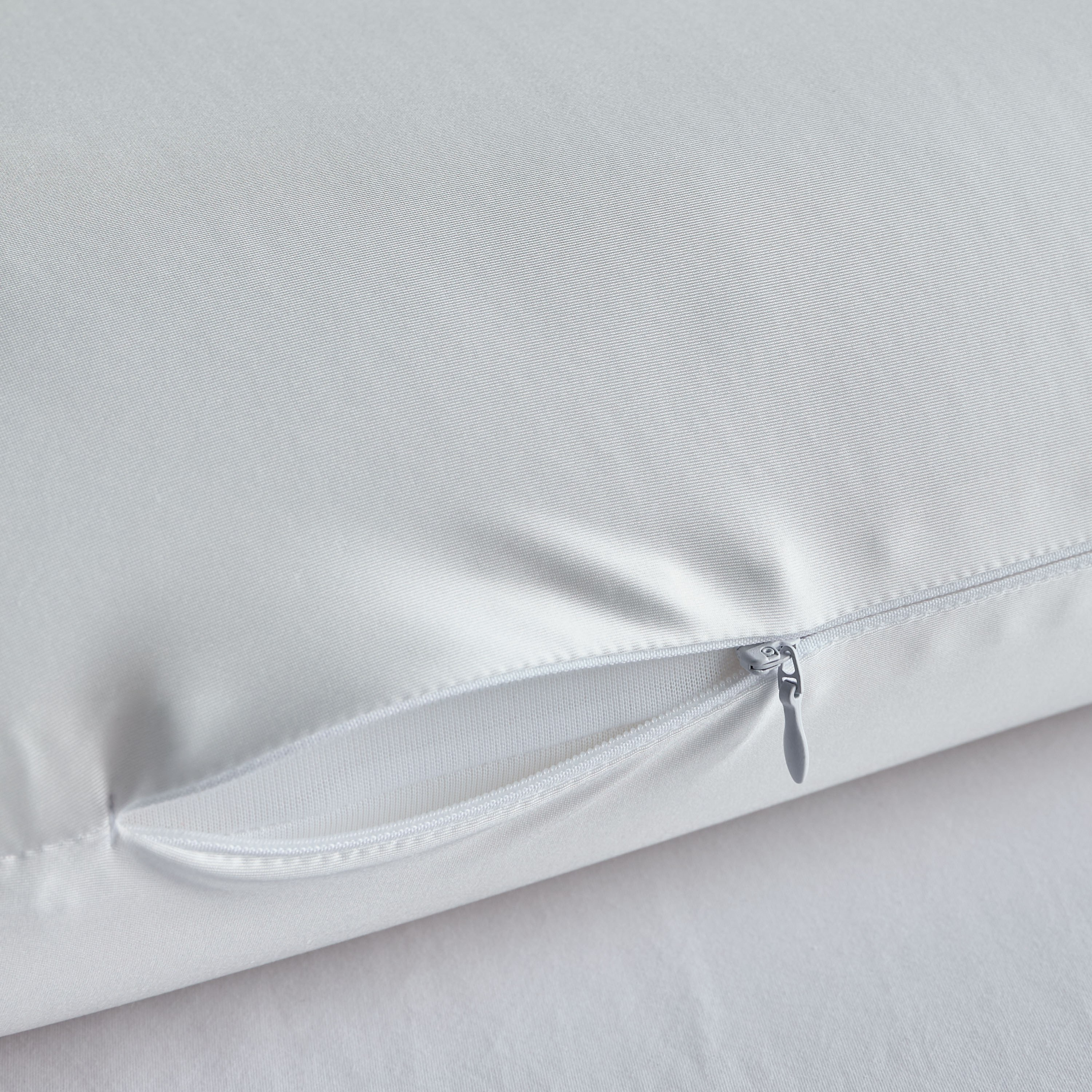 Silky Touch Memory Foam Pillow - 40x70 cm-household-bedding-pillows-image-3