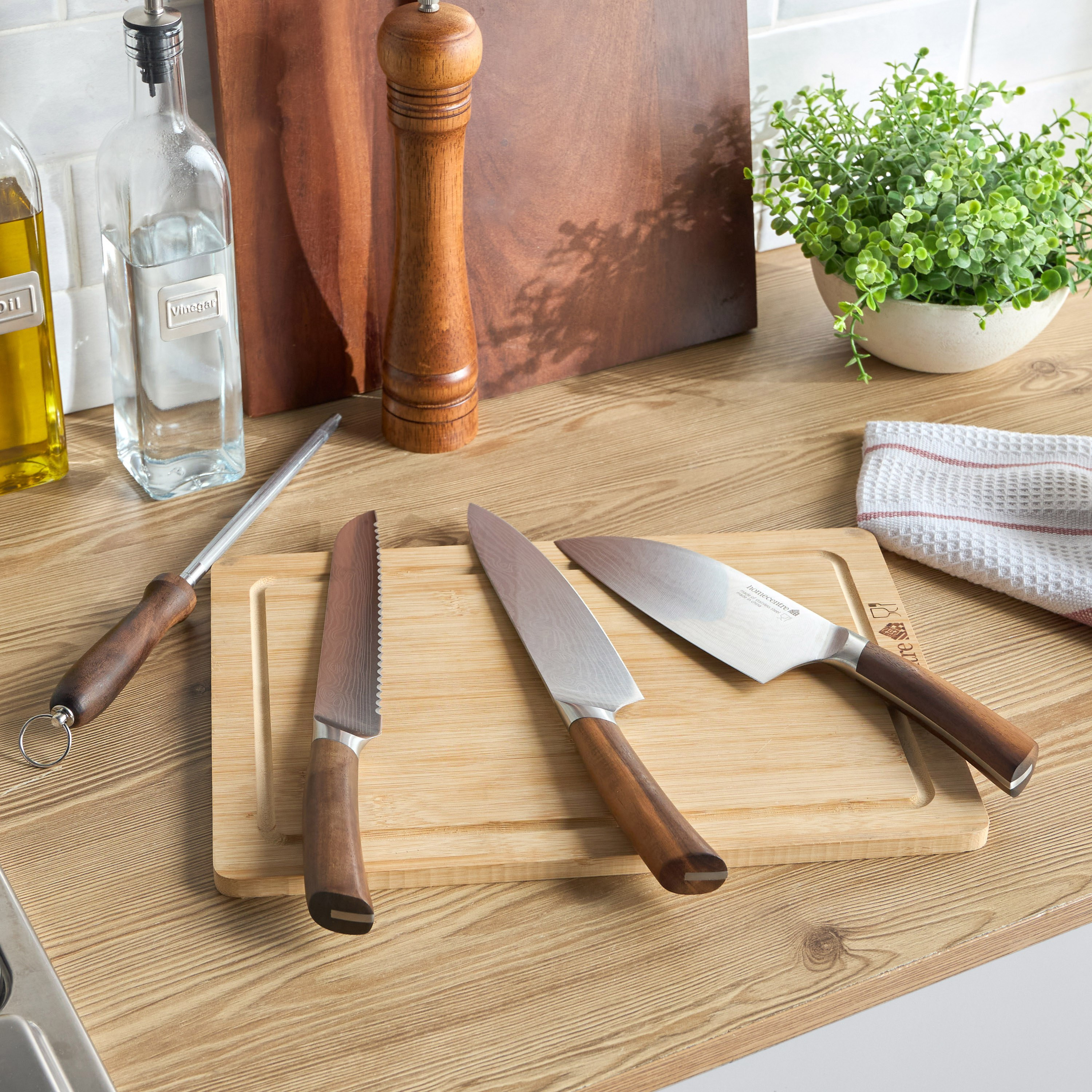 Eris Chefs Knife-household-kitchen-kitchentoolsandutensils-knives-image-3
