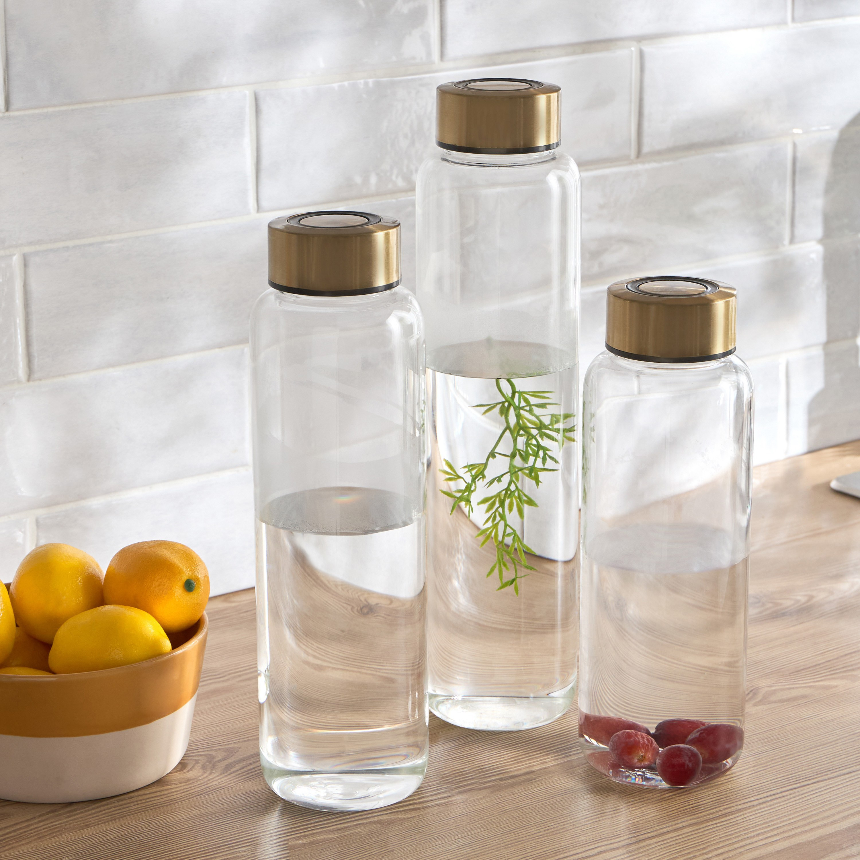 Tahira Borosilicate Glass Water Bottle - 1.5 L-household-dining-drinkserveware-bottles-image-3