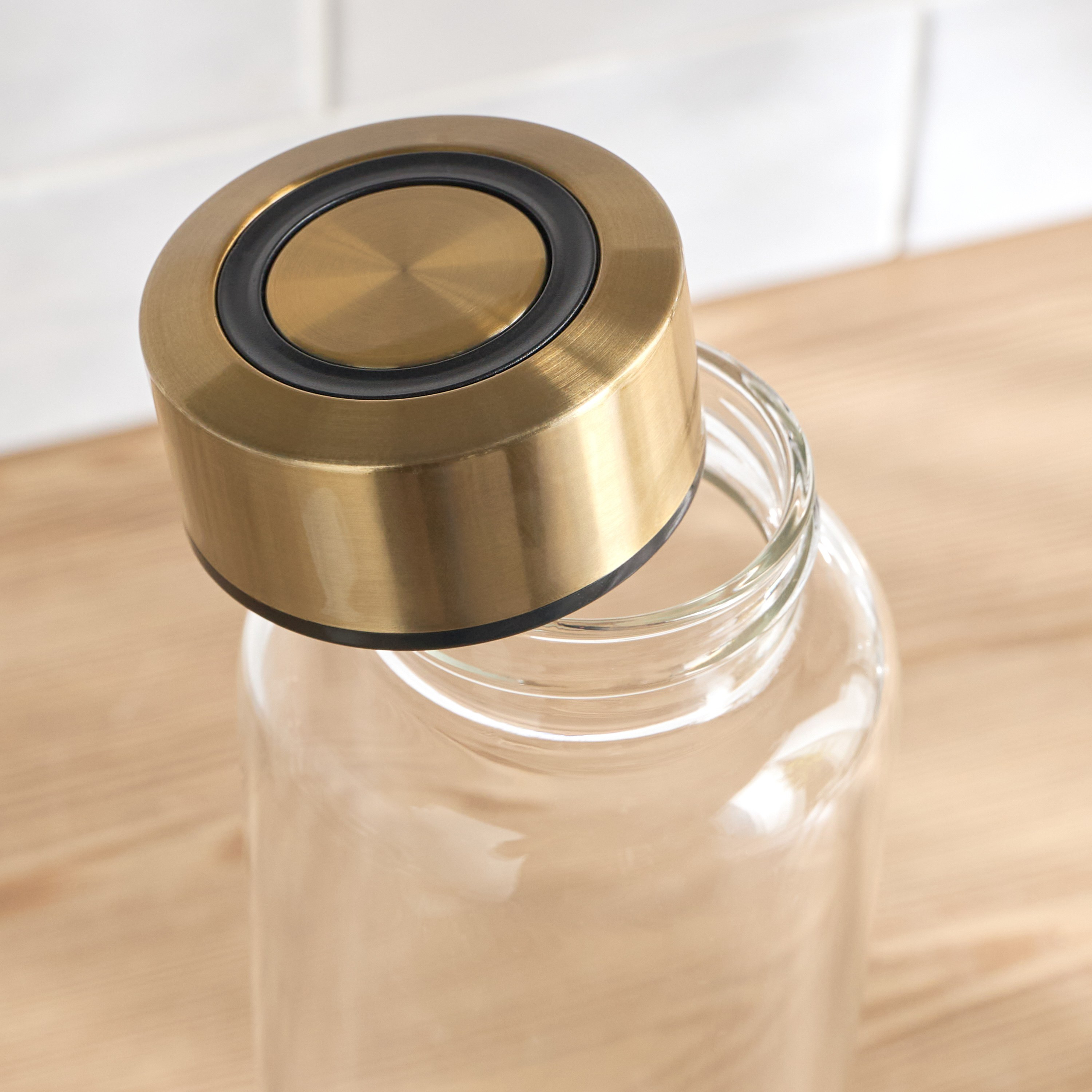 Tahira Borosilicate Glass Water Bottle - 1.3 L-household-dining-drinkserveware-bottles-image-2