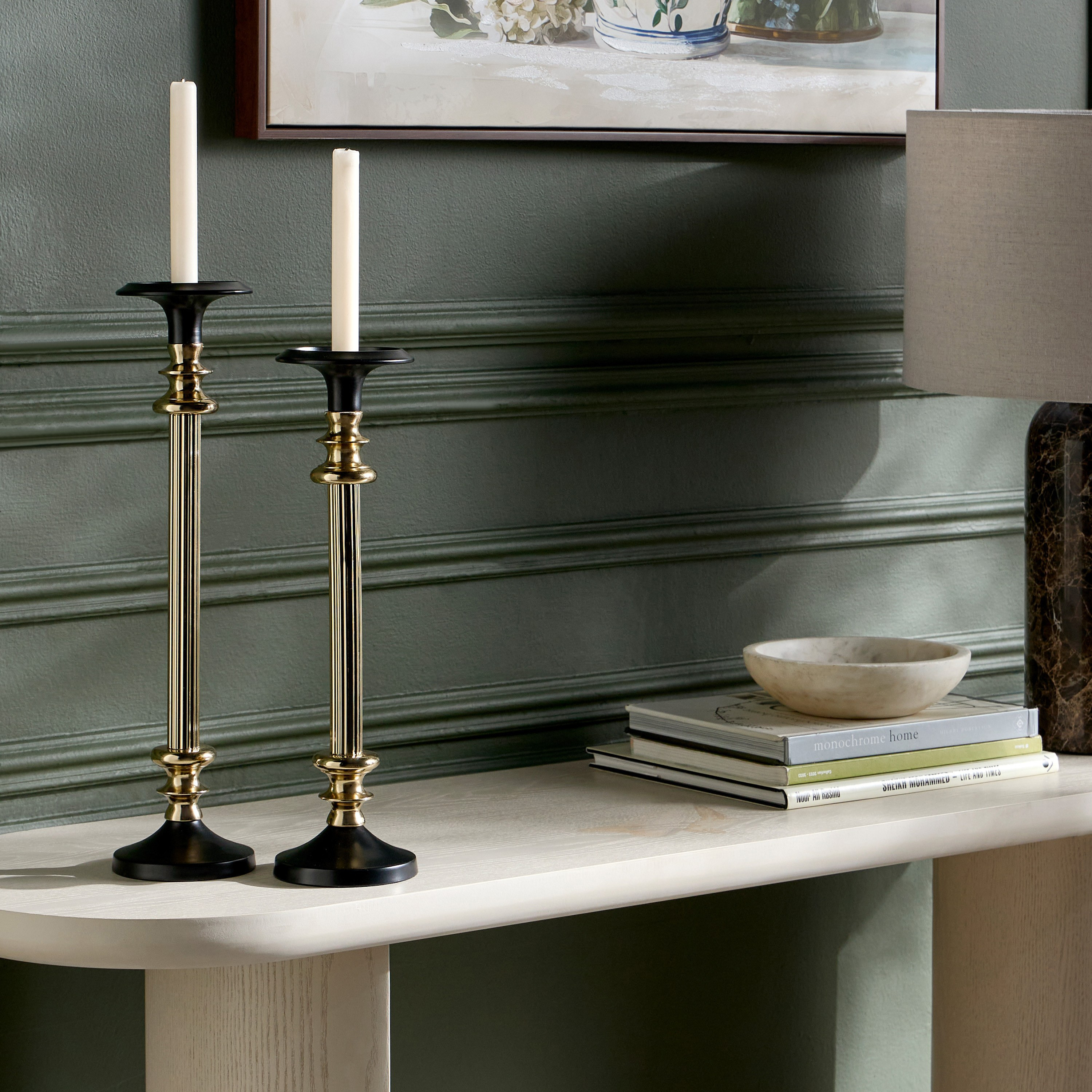 حامل شموع معدني فاخر بتصميم عصري وأنيق-household-decor-candleholdersandlanterns-image-6