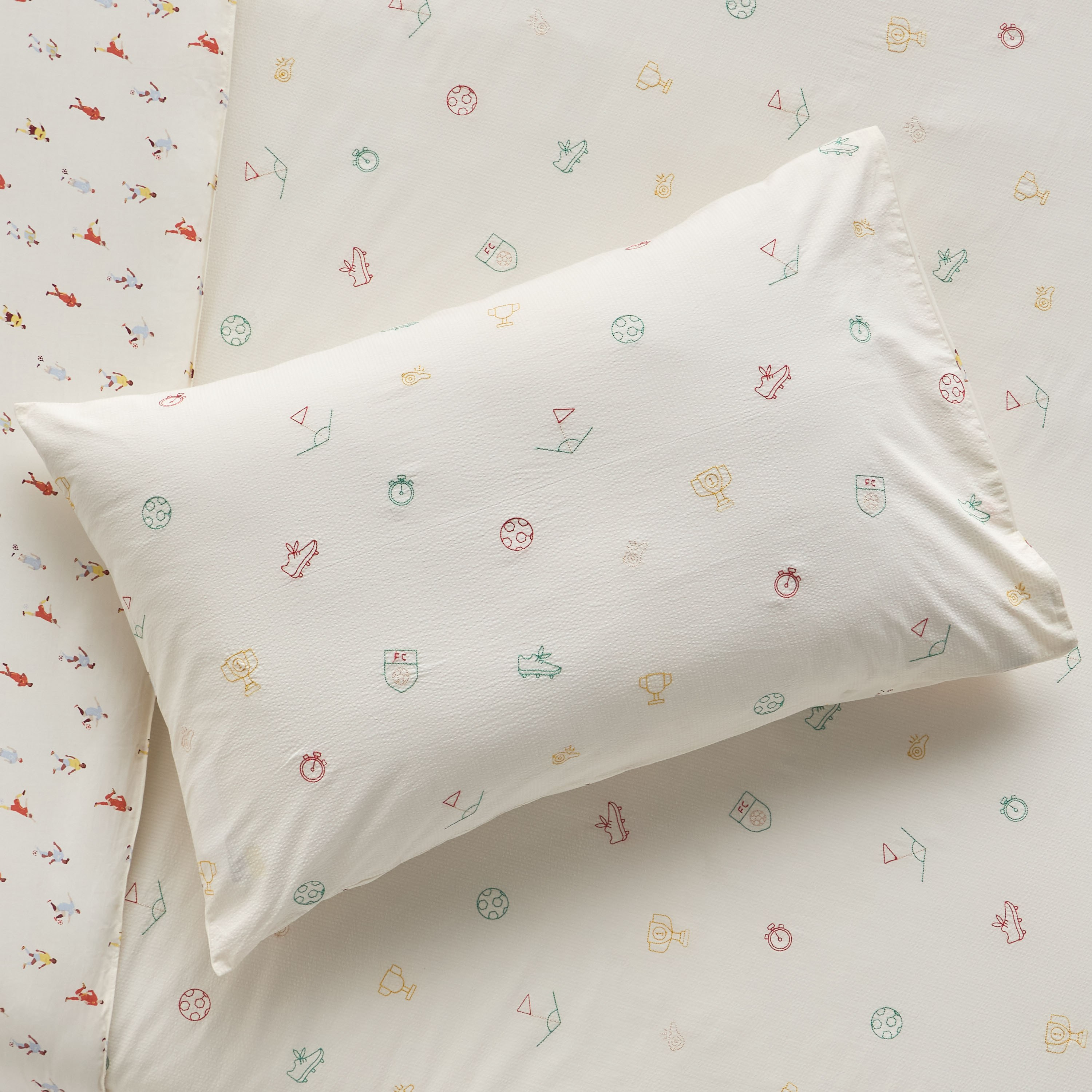 طقم لحاف فردي قطن بعدد 220 خيط قطعتين بطبعات - جول راش - 135x220سم-babyandkids-beddingandwindows-bedding-comforters-image-3