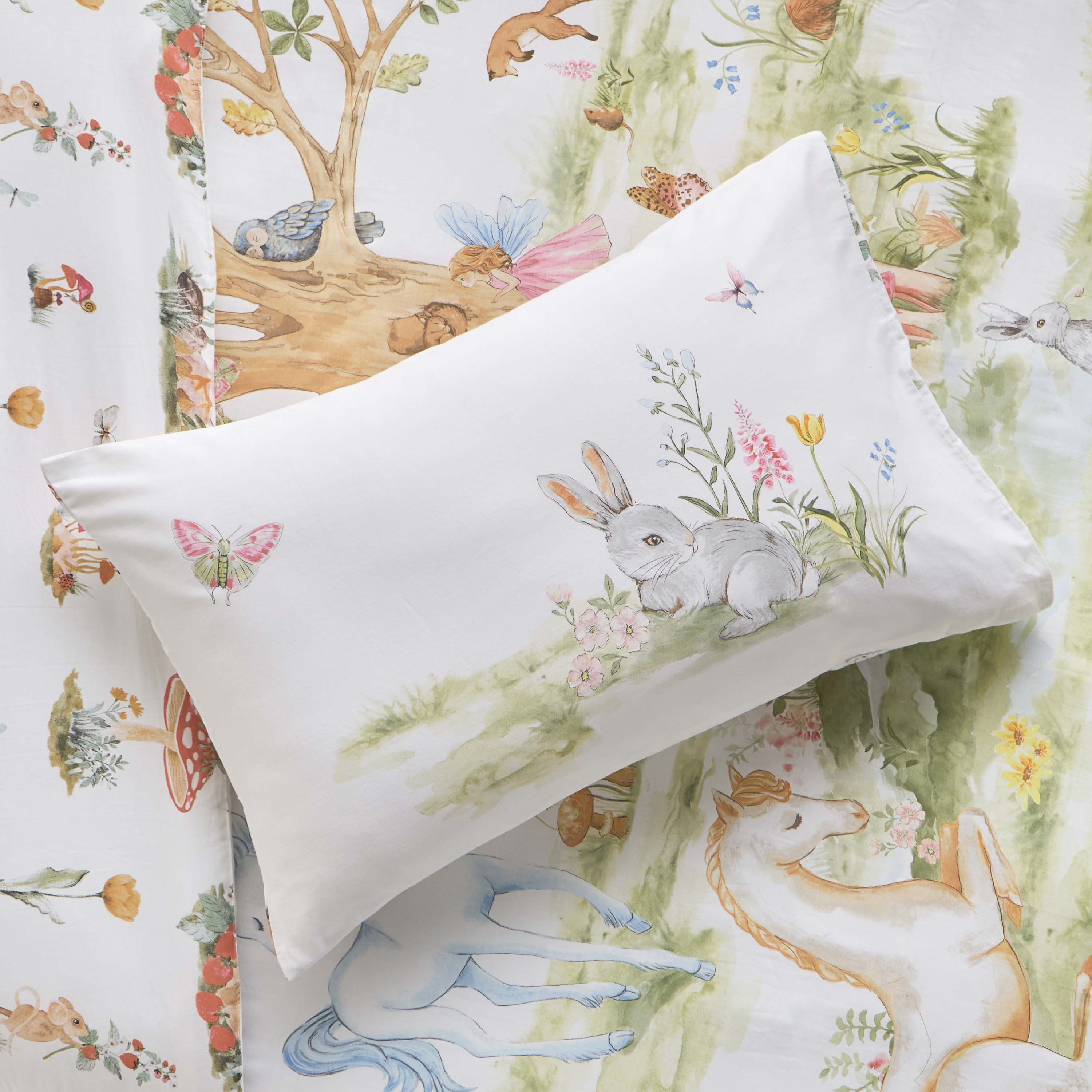 طقم لحاف فردي كامل قطن بطبعات بعدد خيوط 220 خيط قطعتين - وندرلاند - 135×220 سم-babyandkids-beddingandwindows-bedding-comforters-image-3