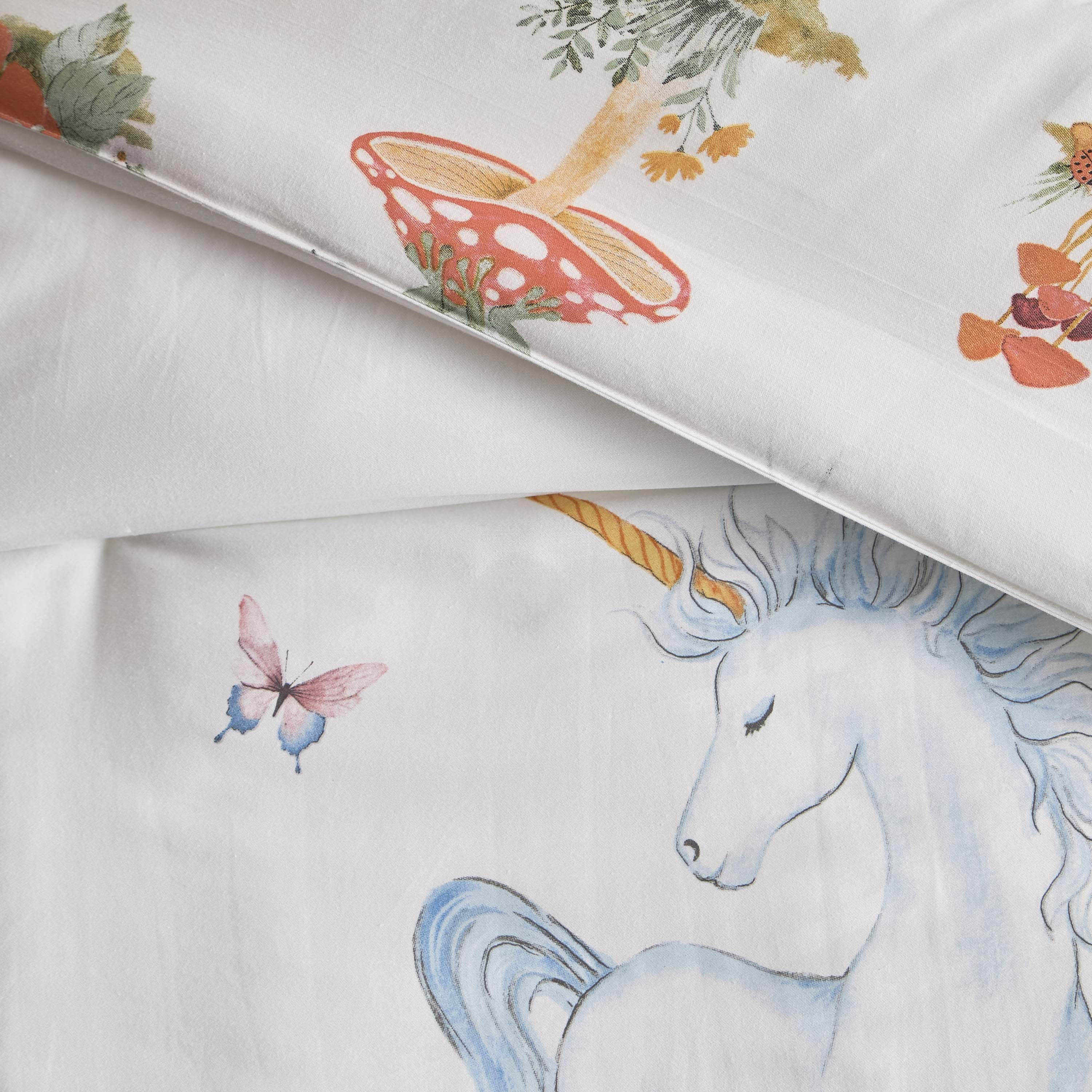 طقم لحاف فردي كامل قطن بطبعات بعدد خيوط 220 خيط قطعتين - وندرلاند - 135×220 سم-babyandkids-beddingandwindows-bedding-comforters-image-4