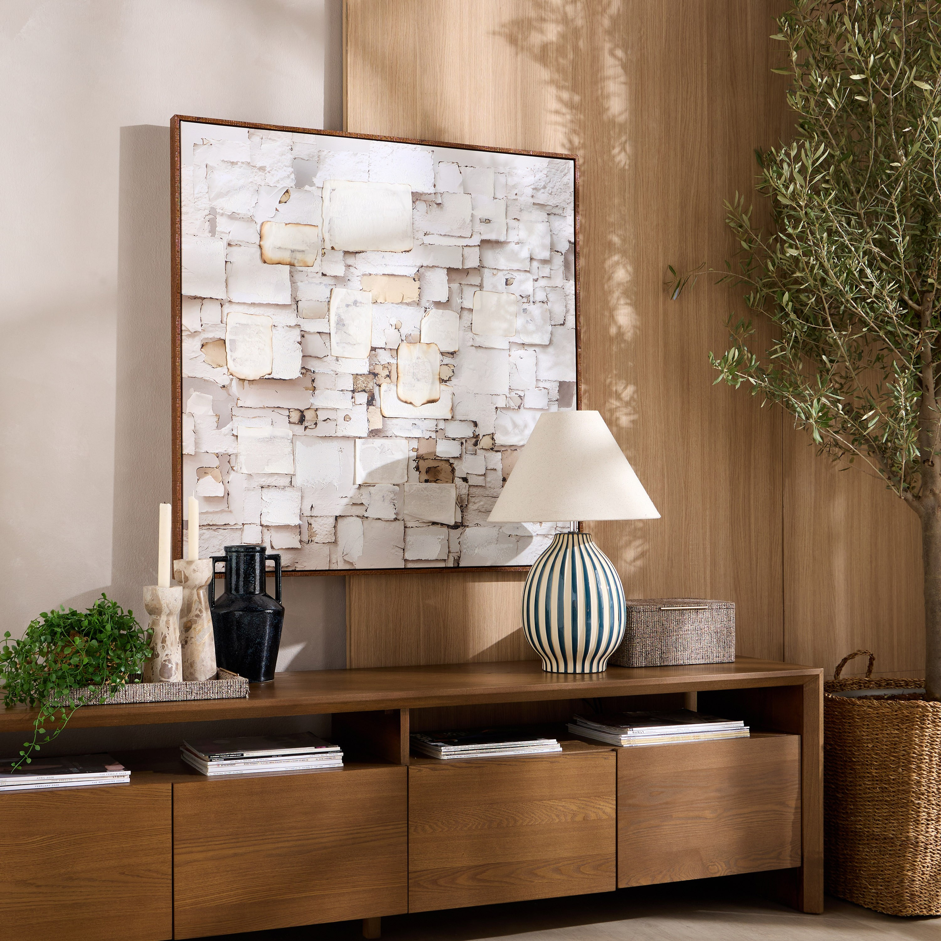 لوحة جدارية كانفاس مؤطرة - نسرين - 100x100 سم-household-walldecorandmirrors-wallart-image-3