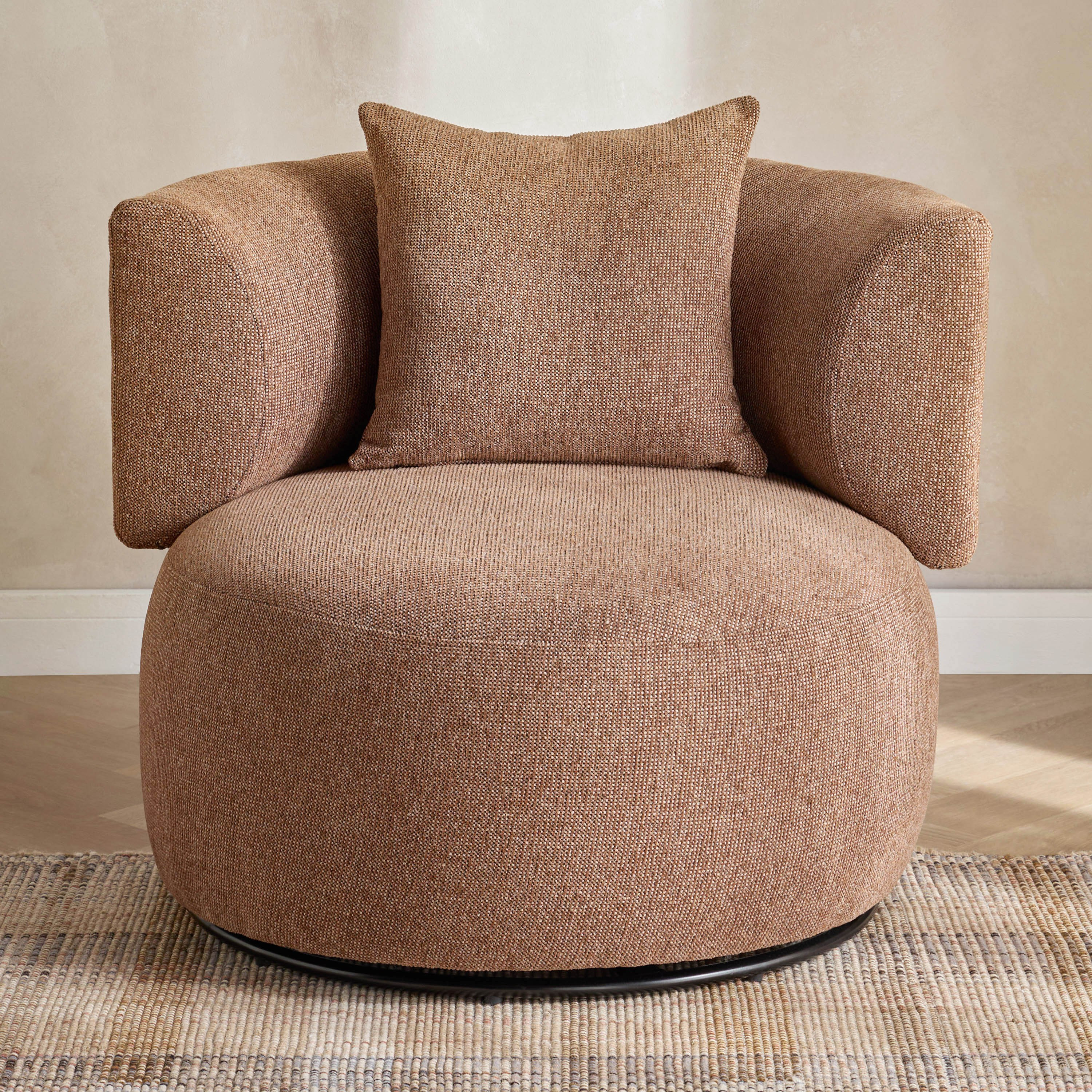 كرسي قماش بمساند ذراعين - سورا-furniture-sofaandseating-armchairs-image-2