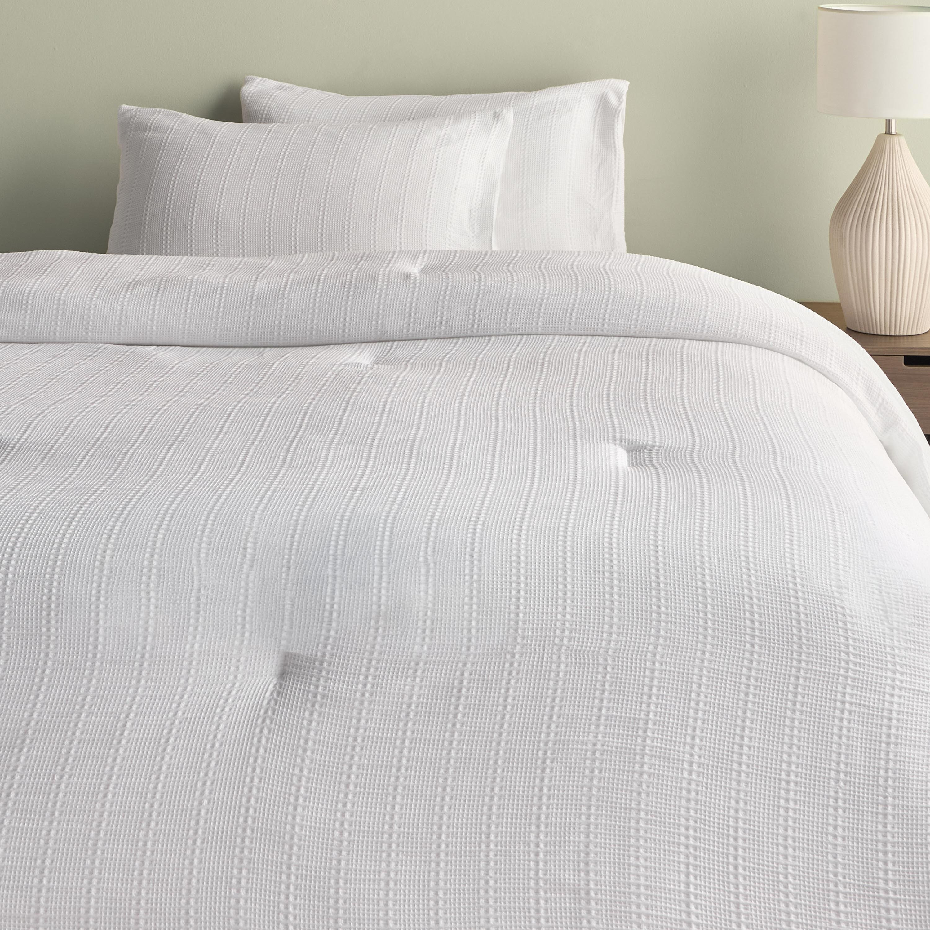 Sora Cotton 3-Piece Super King Comforter Set - 240x260 cm-household-bedding-comfortersandbedspreads-comforters-image-2