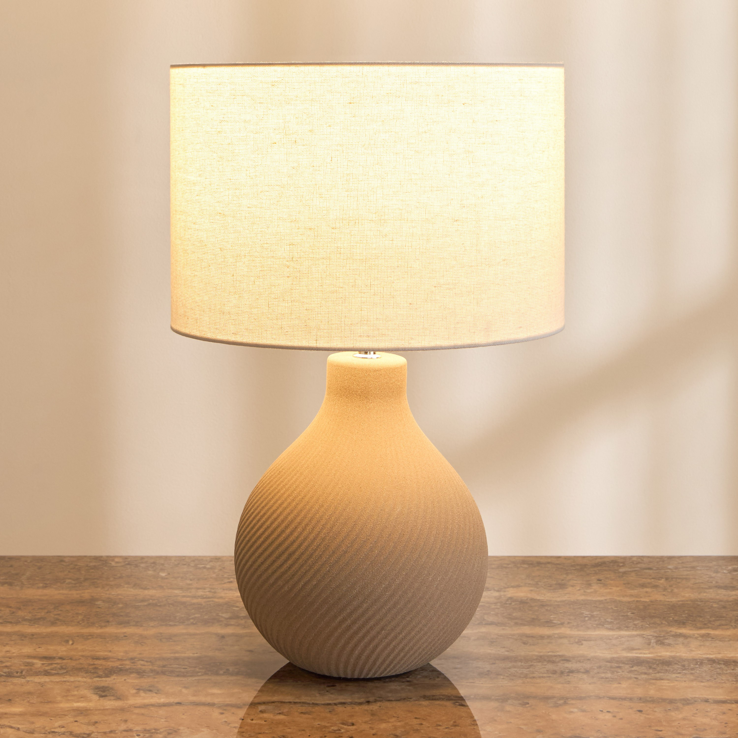 مصباح طاولة سيراميك - لوكس - 50 سم-household-lighting-tableanddesklamps-image-2