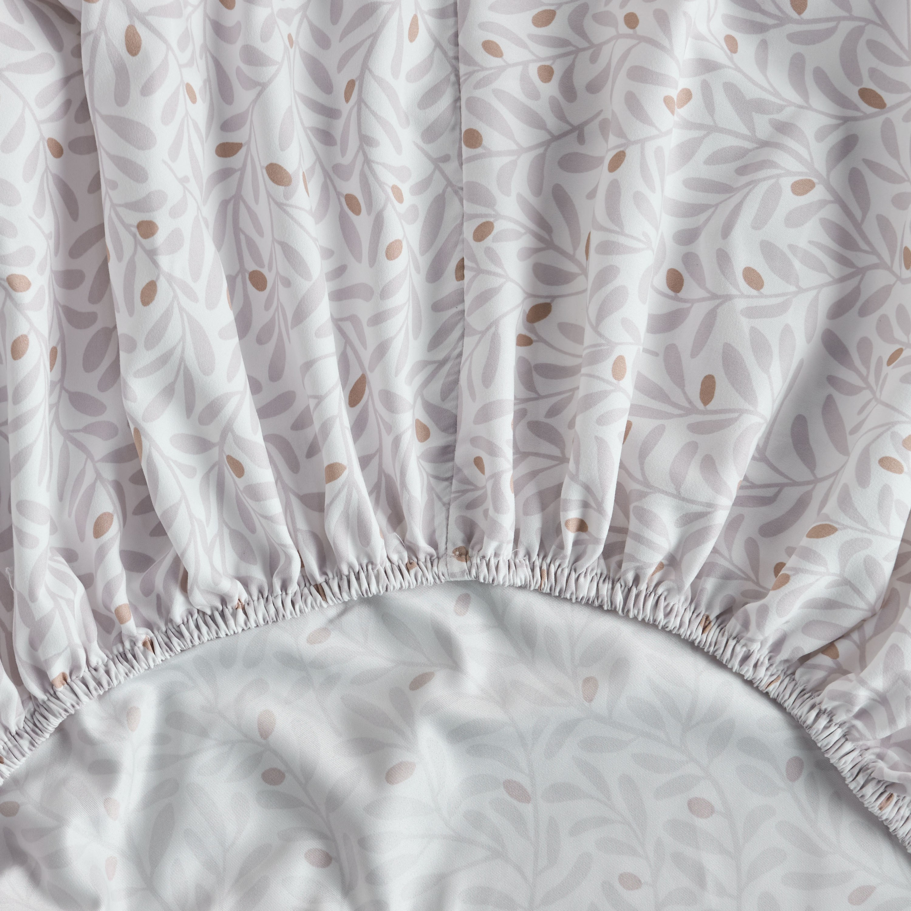 Amphora Super King Fitted Sheet - 200x205 cm-household-bedding-sheetsandpillowcases-fittedsheets-image-2