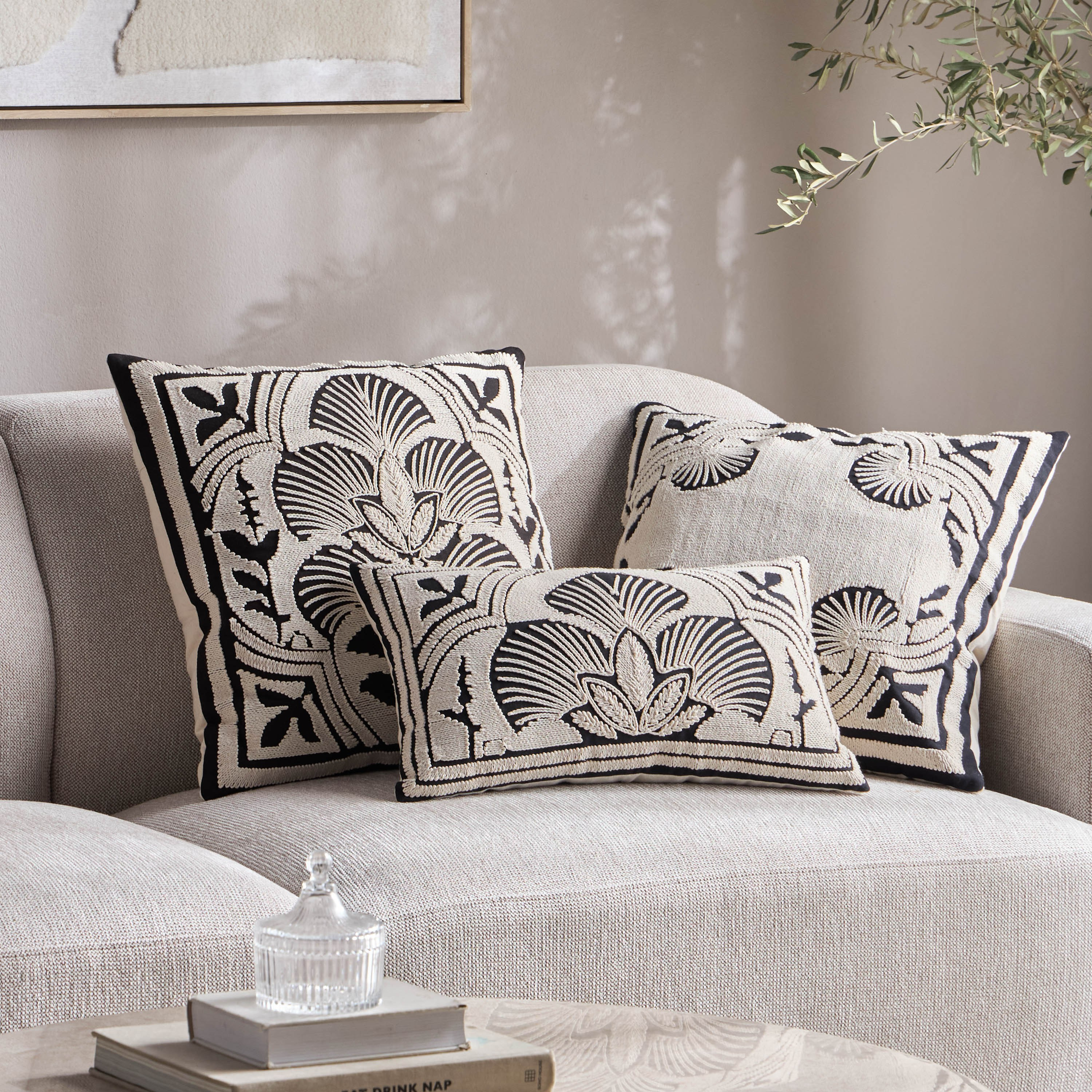 غطاء وسادة مصنوع يدويًا - سوق سول - 50x50 سم-household-cushionsandthrows-cushioncovers-image-4
