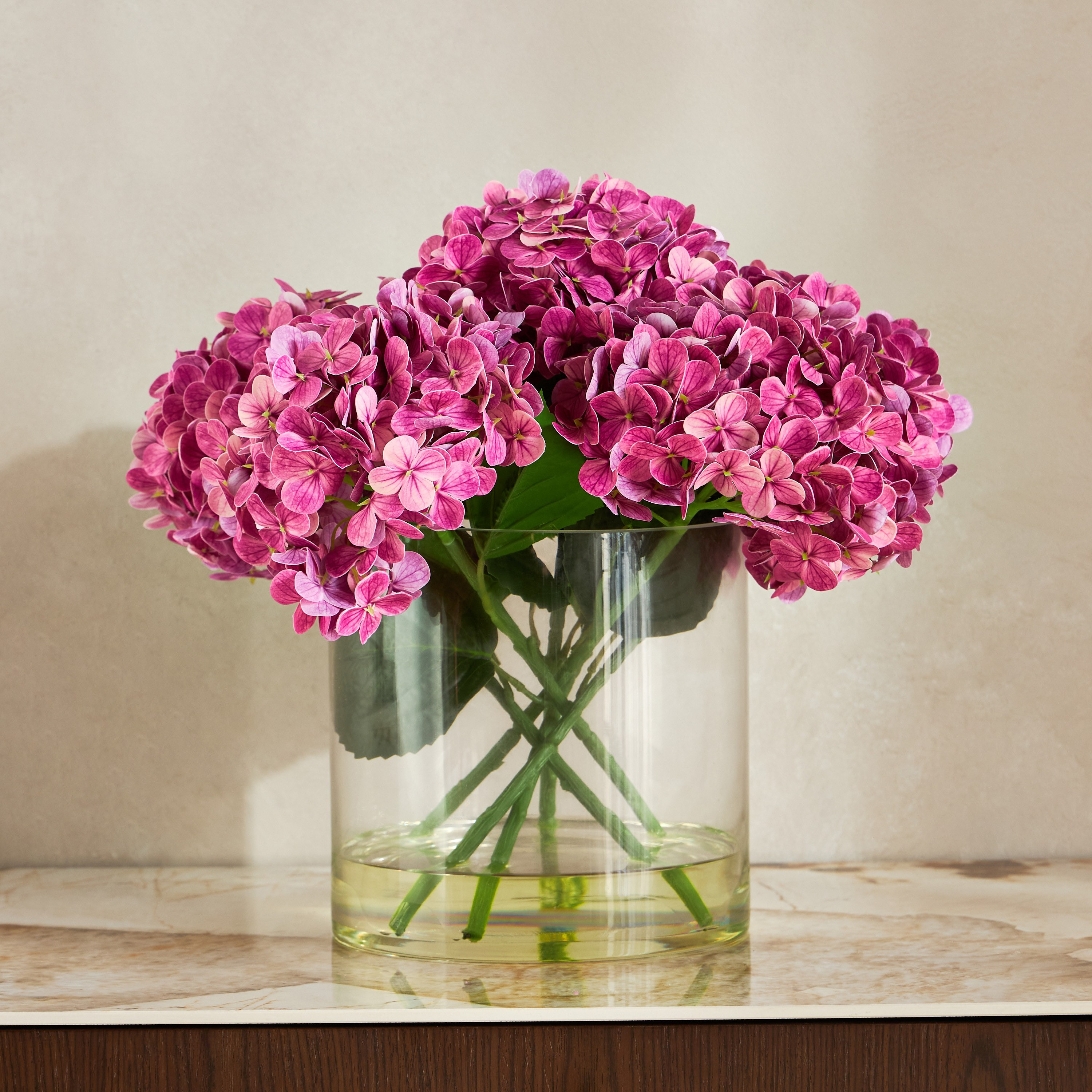 نبتة الهايدرنجا في وعاء زجاج - 38 سم-household-gardenandoutdoor-artificialflowersandplants-flowers-image-1