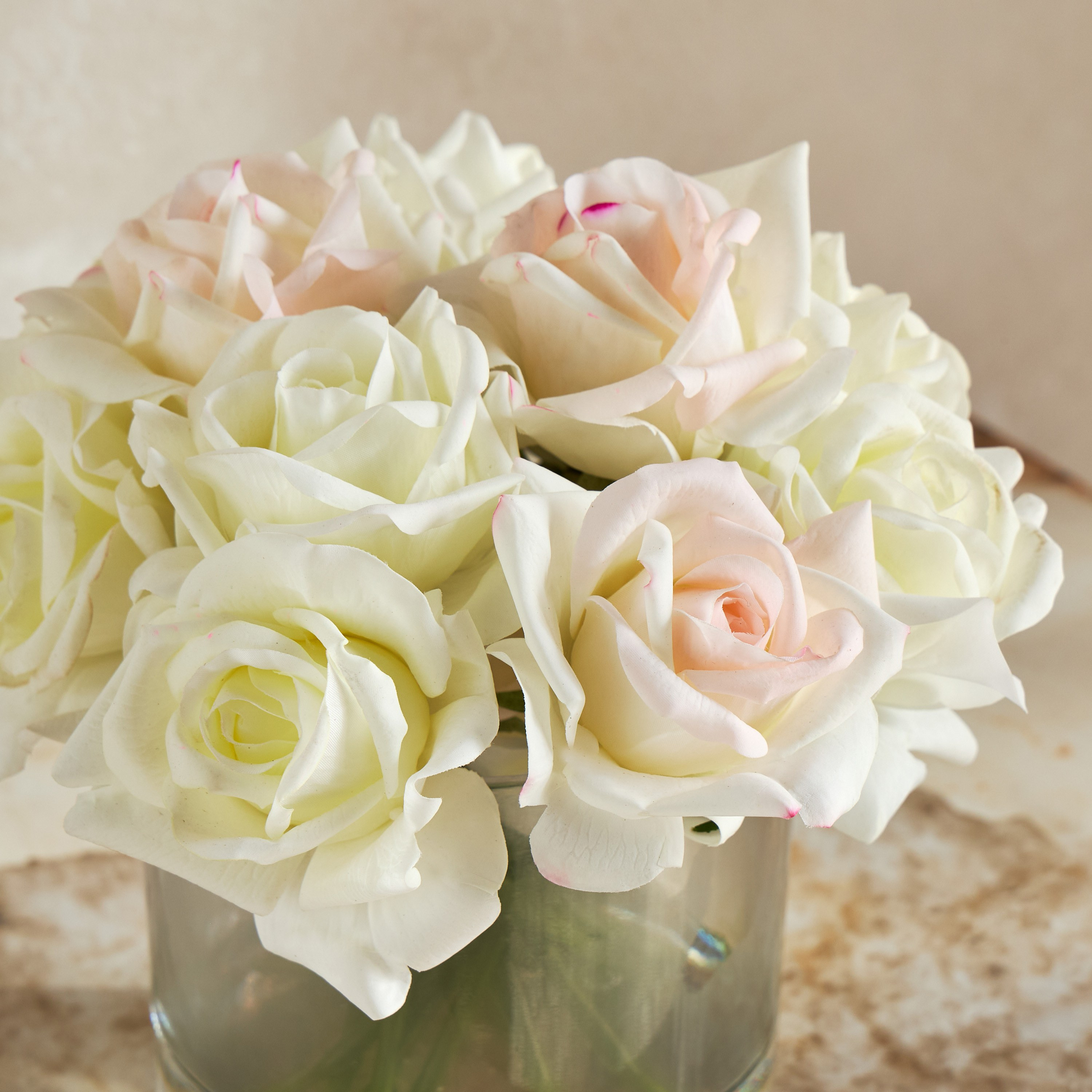 باقة ورد في مزهرية زجاج - ريل تاتش - 28 سم-household-gardenandoutdoor-artificialflowersandplants-flowers-image-2