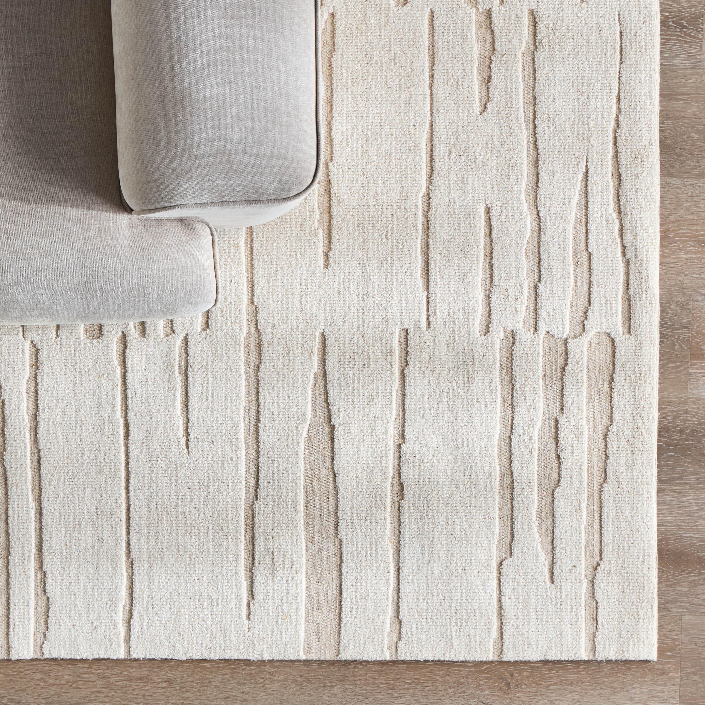 Sora Arava Woollen Rug - 200x290 cm-household-rugsandcarpets-rugs-image-1