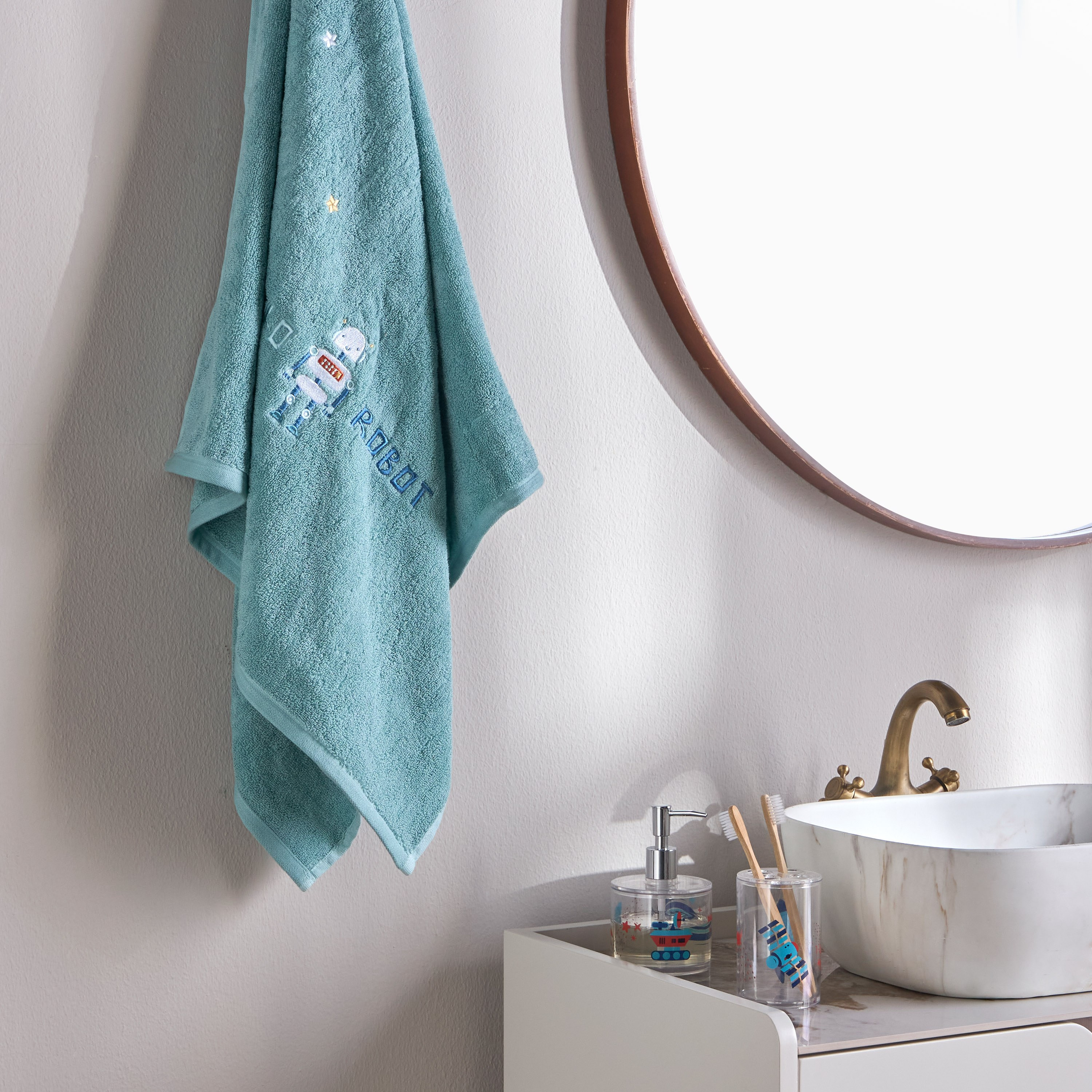 منشفة استحمام قطن بتصميم روبوت - 70x140 سم-baby-bathandcare-towels-image-4