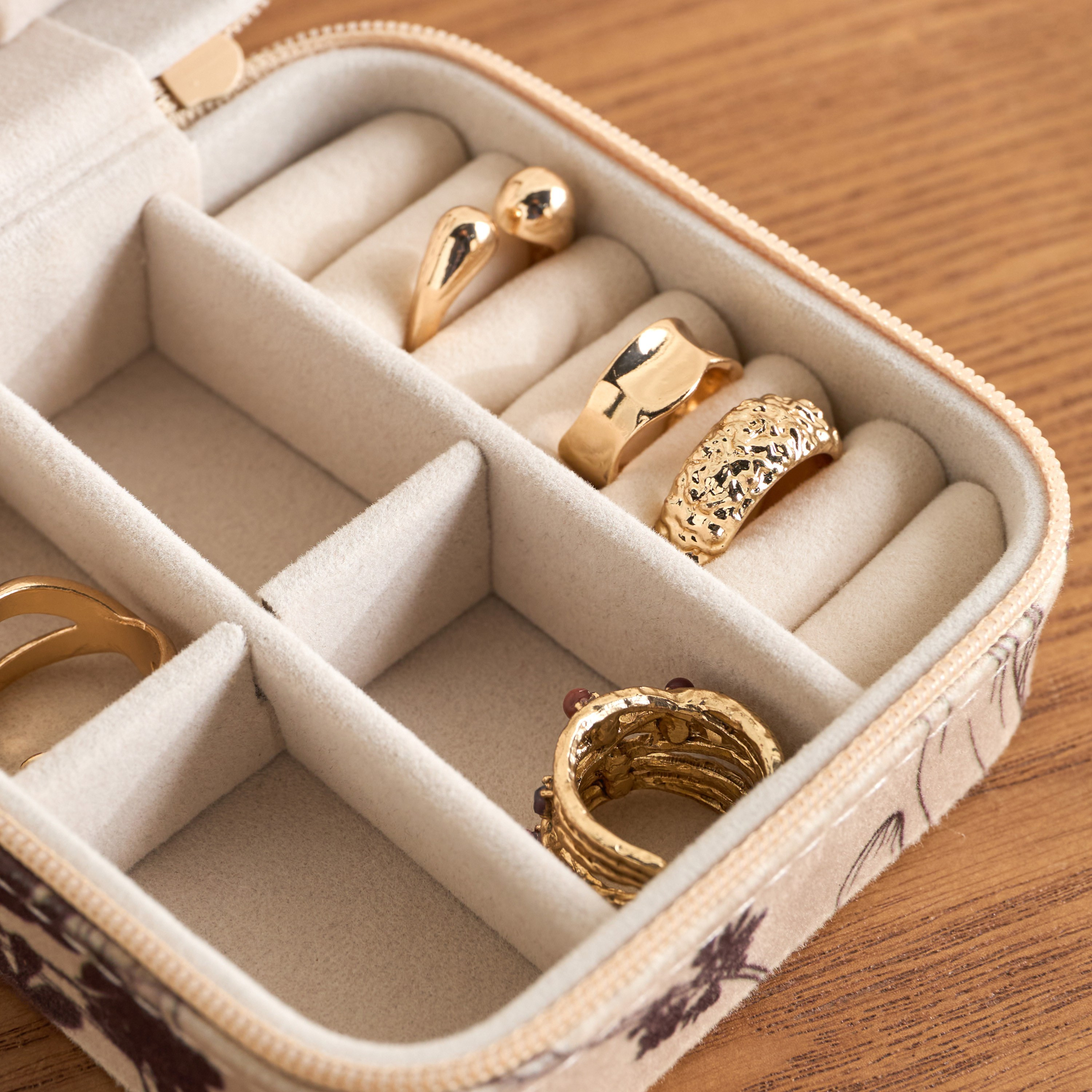 Himari 4-Compartment Jewellery Organizer-household-storage-jewelleryorganizing-jewelleryboxesandstands-image-3