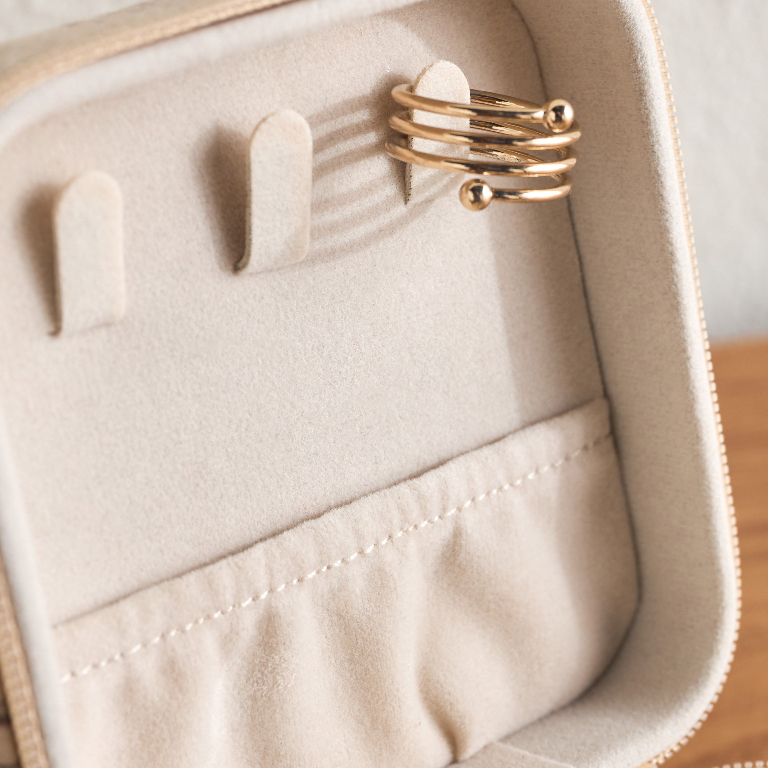 Himari 4-Compartment Jewellery Organizer-household-storage-jewelleryorganizing-jewelleryboxesandstands-image-4