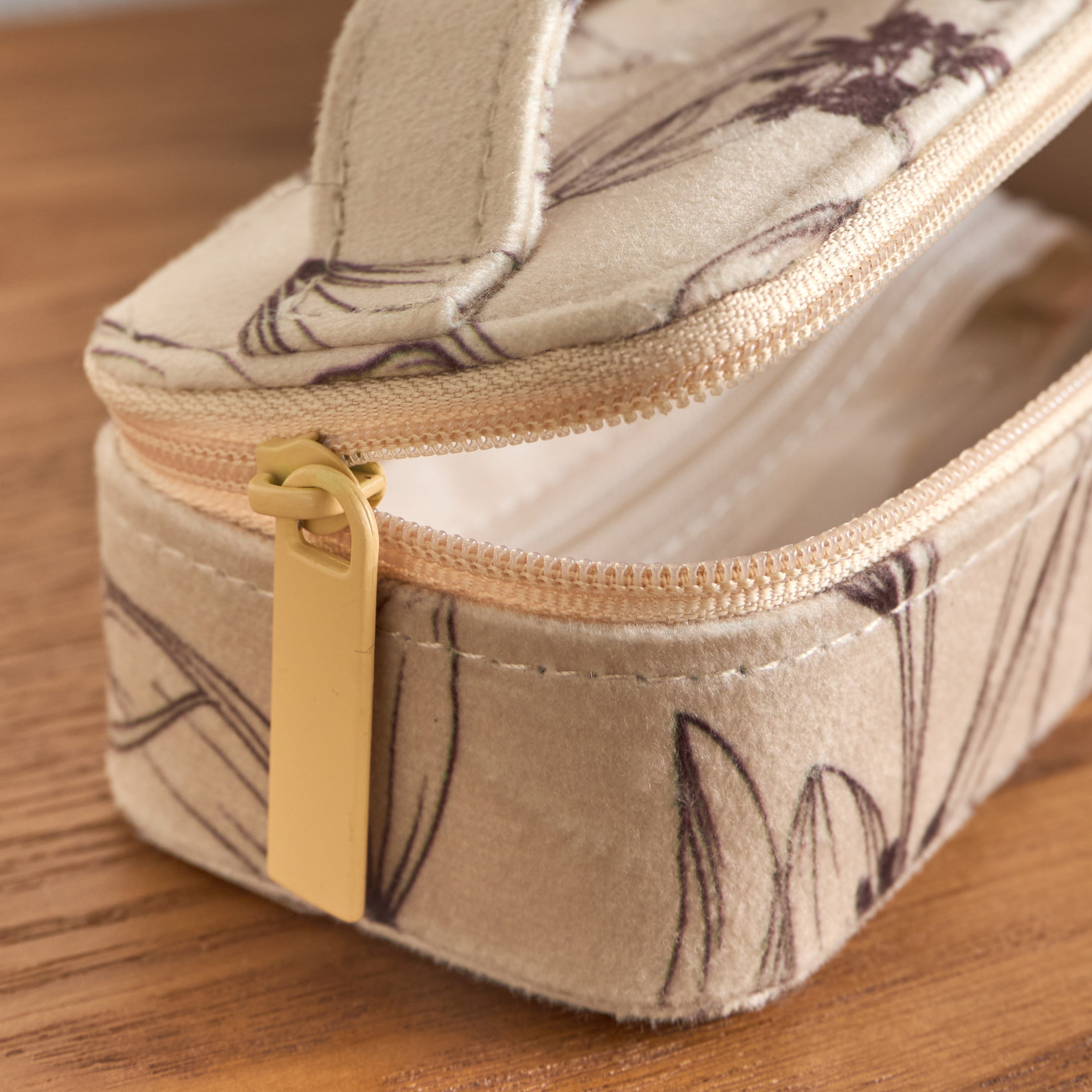 Himari 4-Compartment Jewellery Organizer-household-storage-jewelleryorganizing-jewelleryboxesandstands-image-5