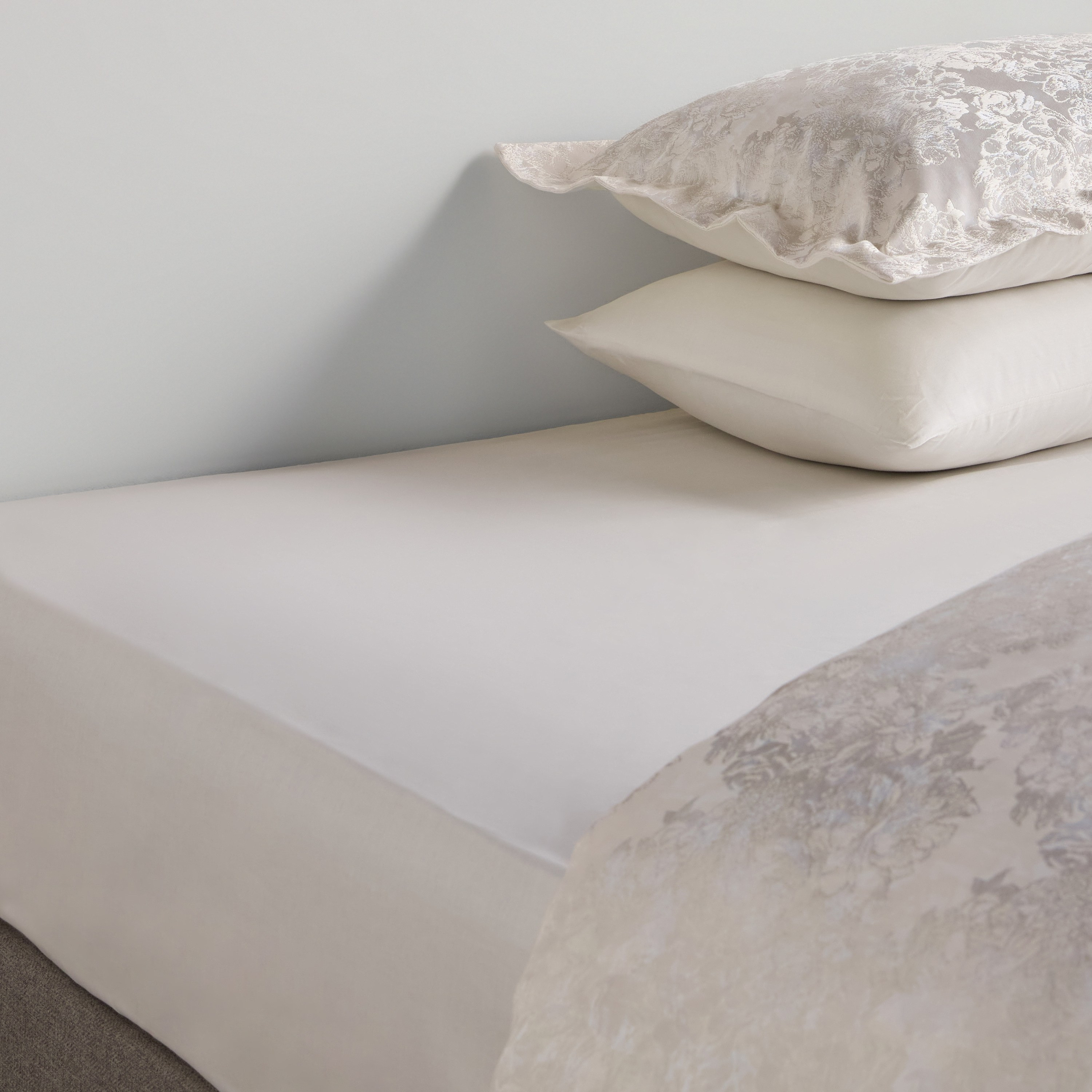 طقم شرشف ولحاف سوبر كينج 6 قطع قطن جاكار - أوريليا - 250x260 سم-household-bedding-comfortersandbedspreads-bedinabag-image-5