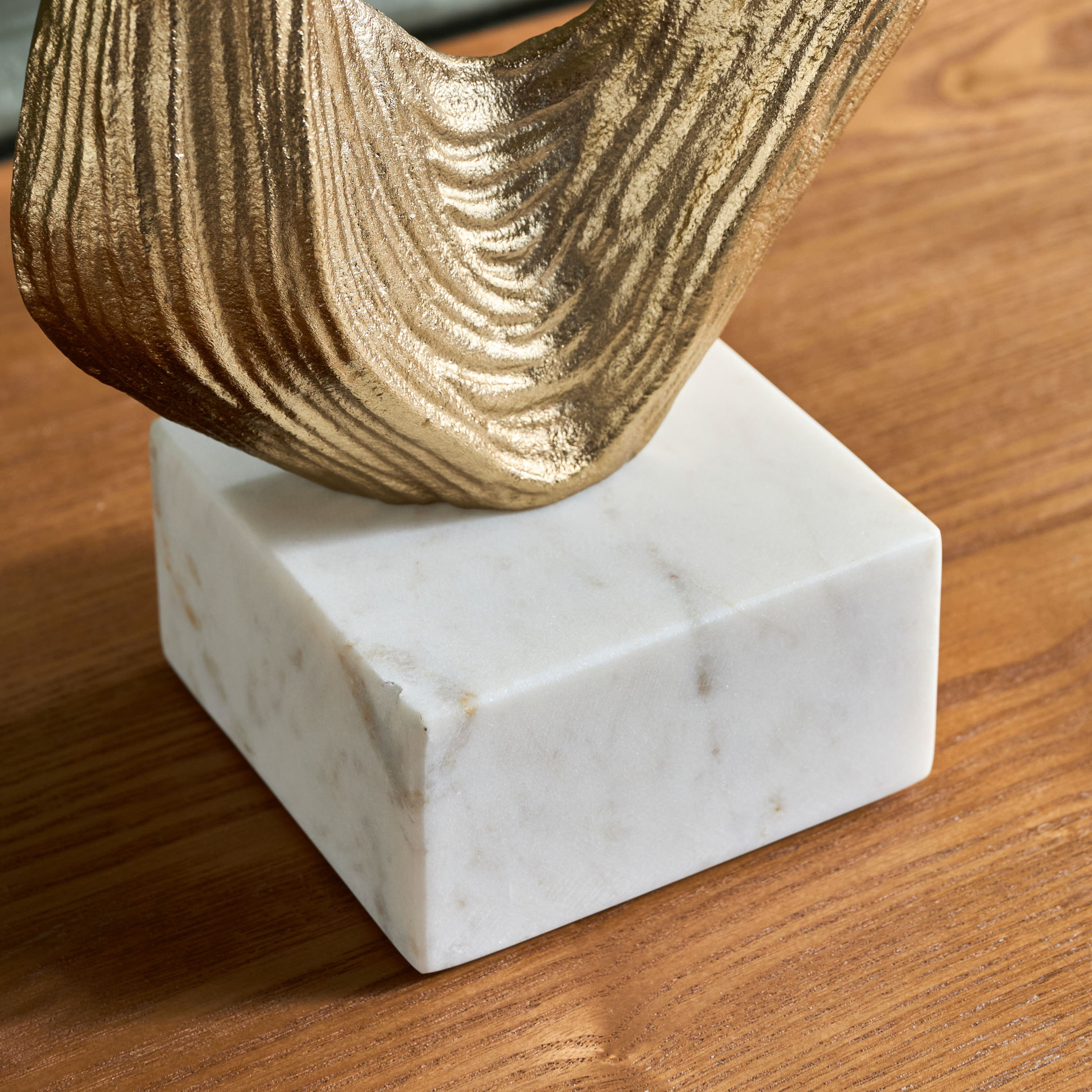 تحفة ديكور معدن بتصميم مجرد - أوفيرا لوكس - 46 سم-household-decor-decorativeobjectsandsculptures-image-3