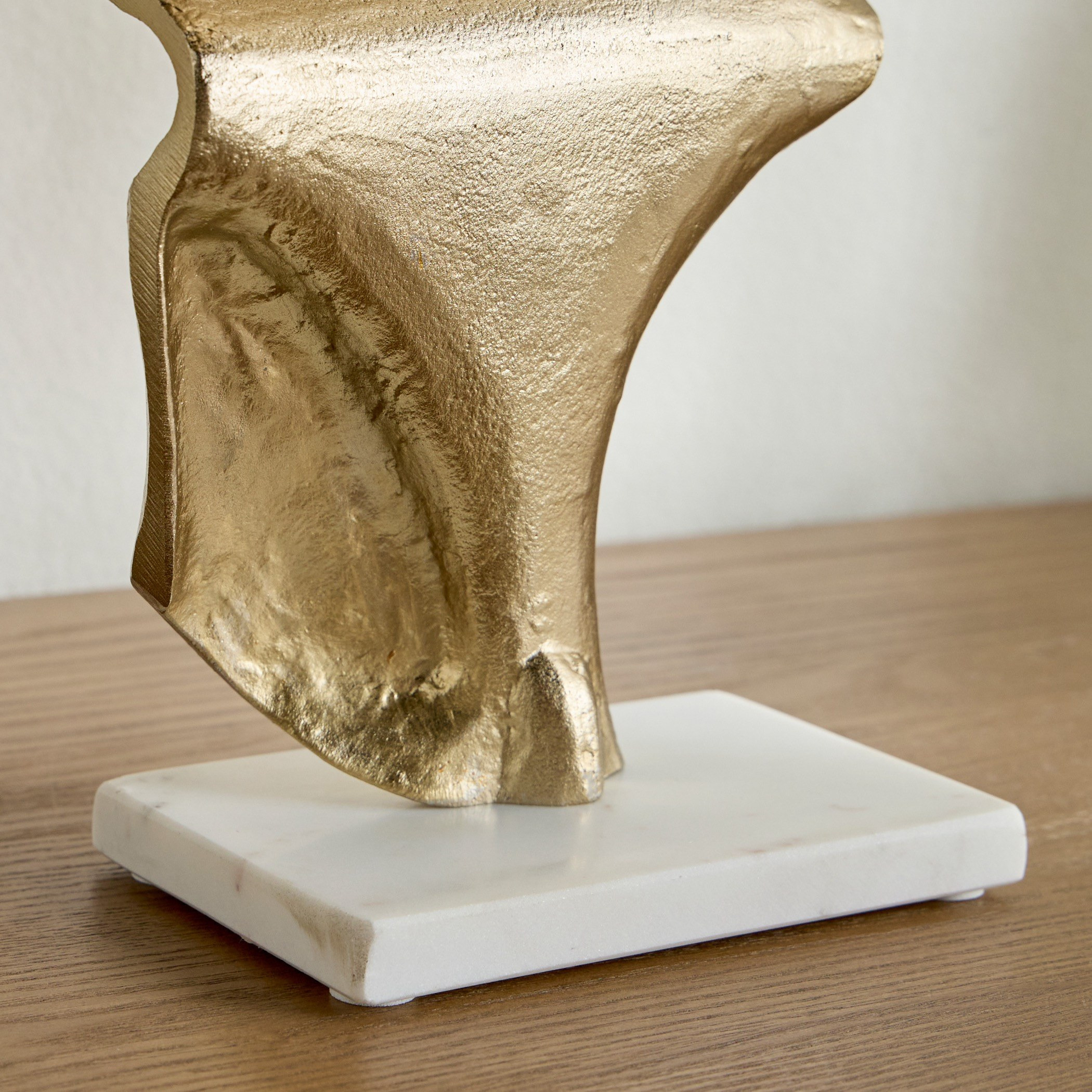 تمثال تجريدي - لوكس أوفر-household-decor-decorativeobjectsandsculptures-image-3
