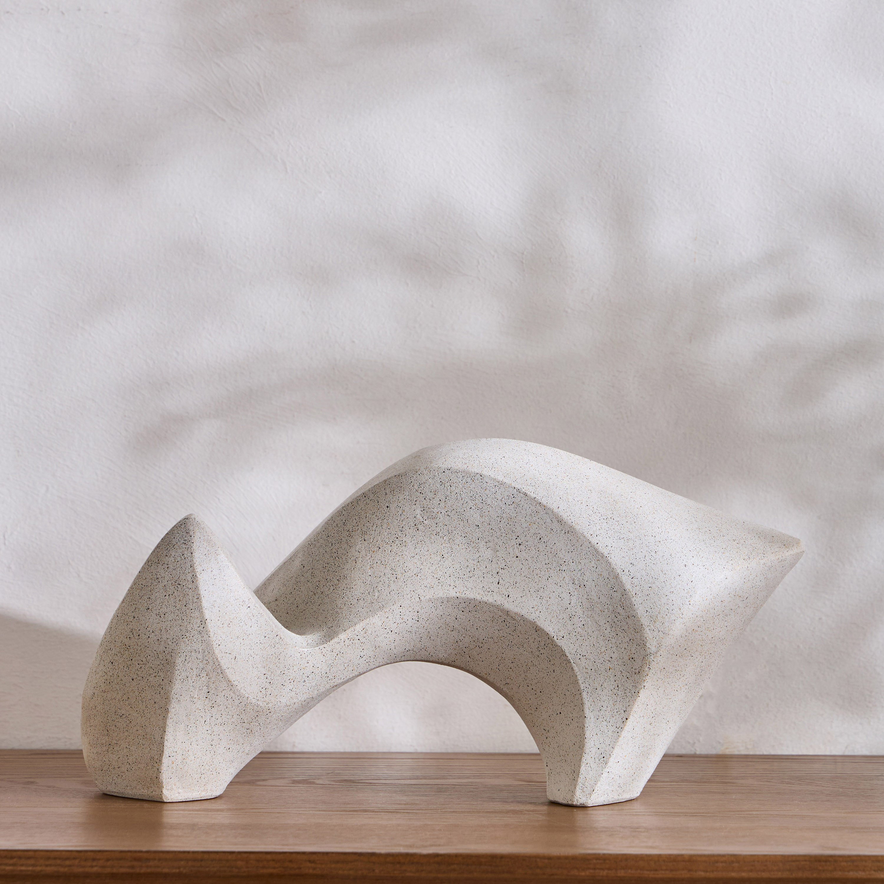 Nata Resin Decorative Accent - 19 cm
