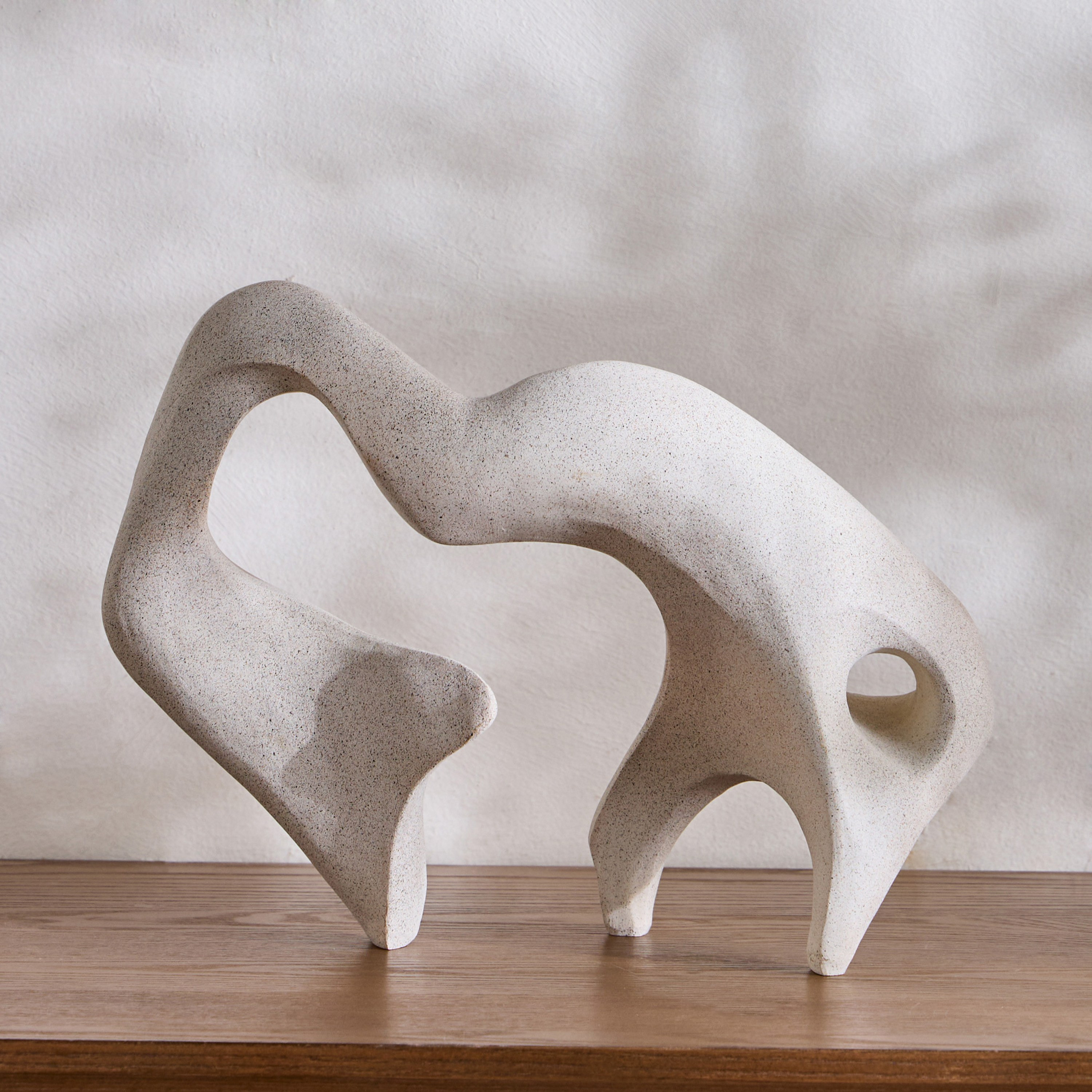 زينة ديكور بشكل سحابة أورجانيك من الراتنج - ناتا - 24 سم-household-decor-decorativeobjectsandsculptures-image-1