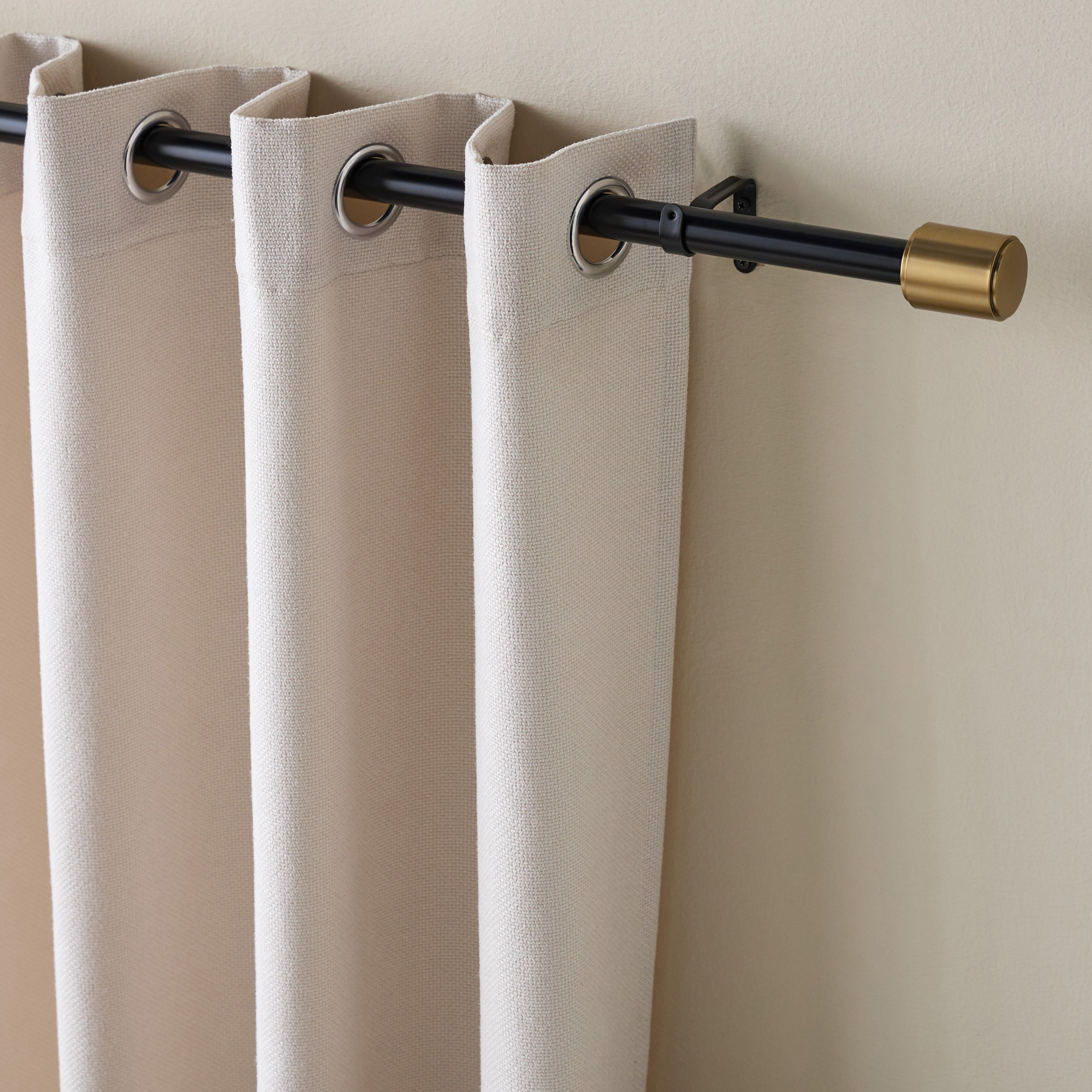 عمود ستارة فردي قابل للتمديد - مودا - 107-305 سم-household-windows-curtainrodsandaccessories-curtainrods-image-1