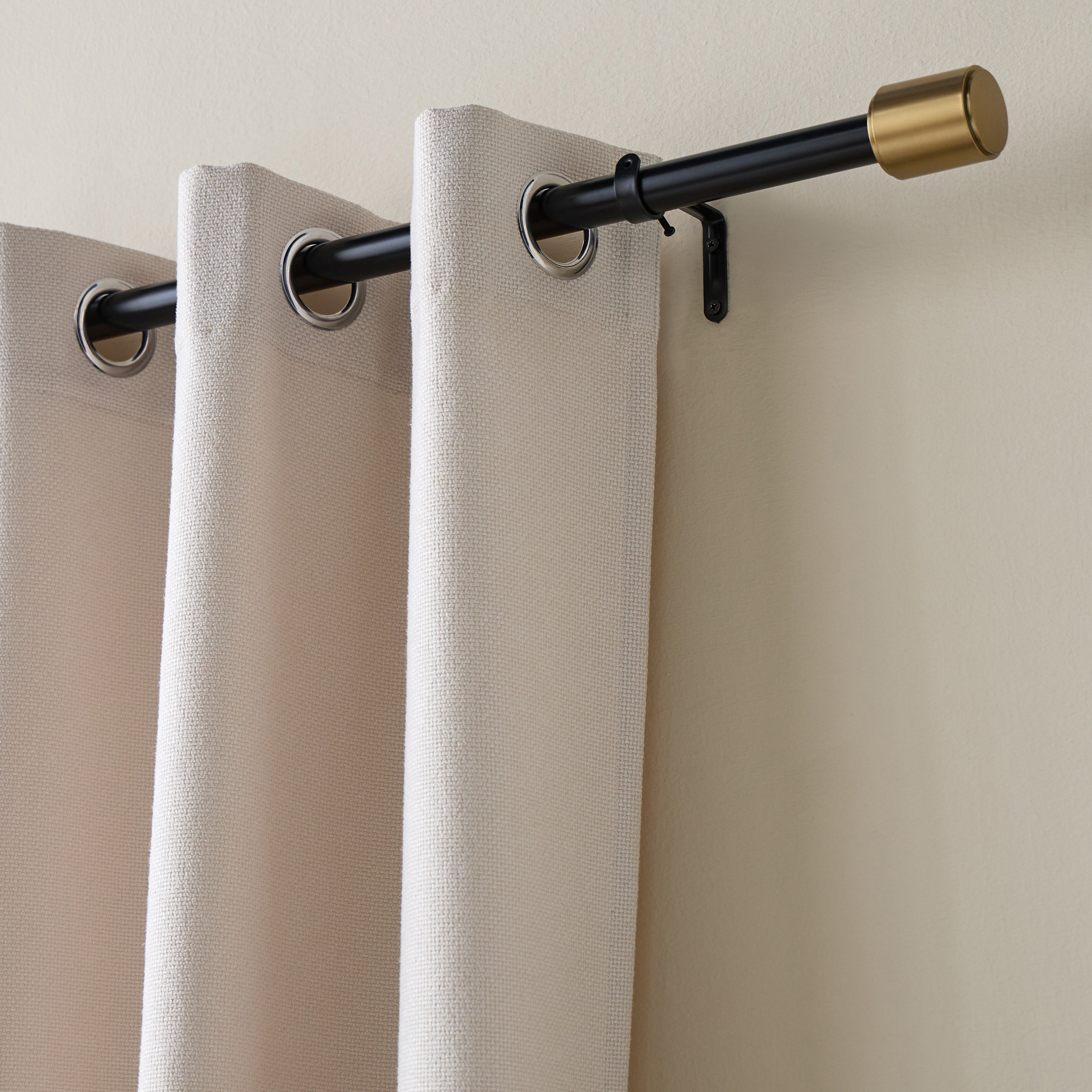 عمود ستارة فردي قابل للتمديد - مودا - 107-305 سم-household-windows-curtainrodsandaccessories-curtainrods-image-2