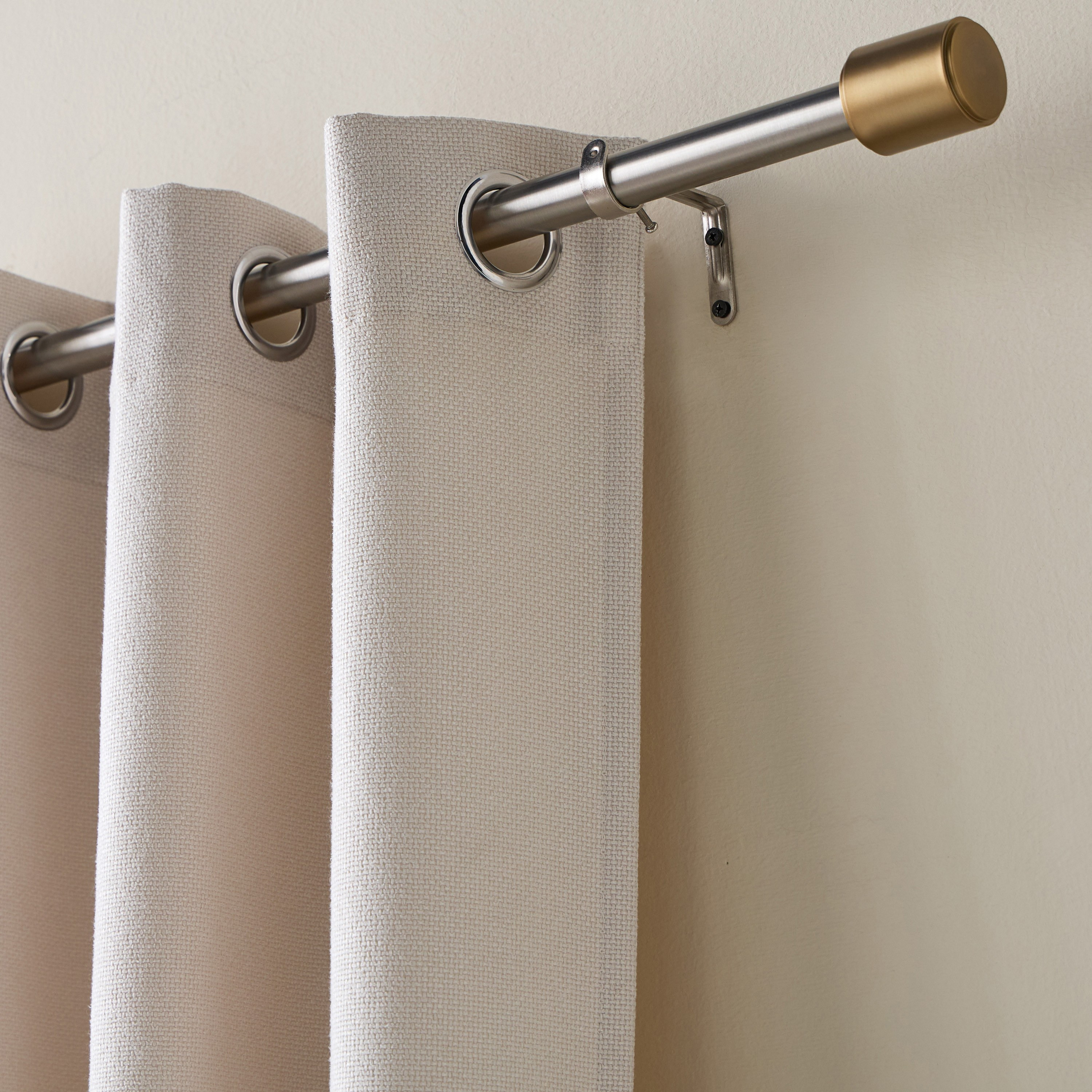 عمود ستارة فردي قابل للتمديد - مودا لوكس - 107-305 سم-household-windows-curtainrodsandaccessories-curtainrods-image-2