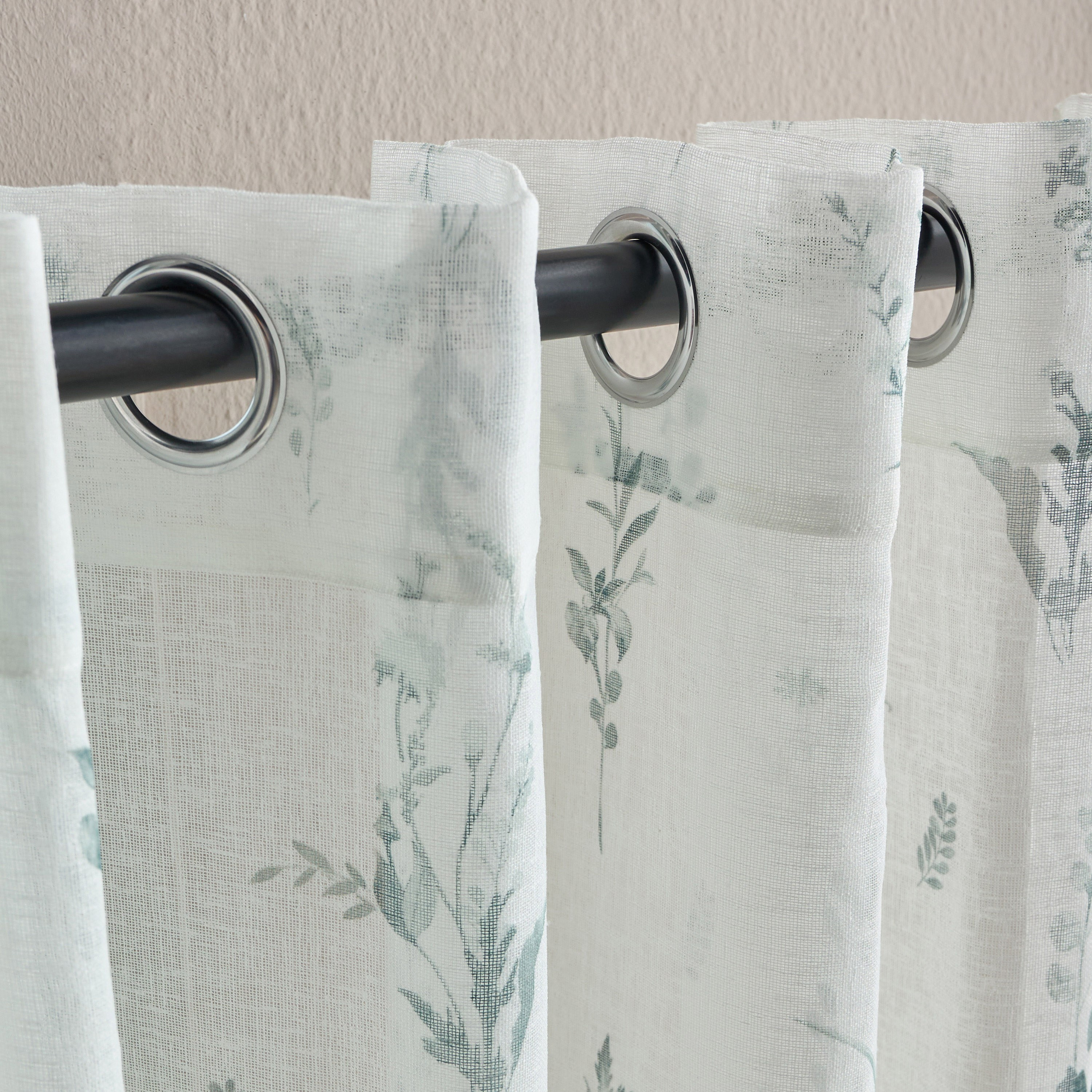 طقم ستائر شفافة من قطعتين من سيلفيا - 135×300 سم-household-windows-curtains-image-2