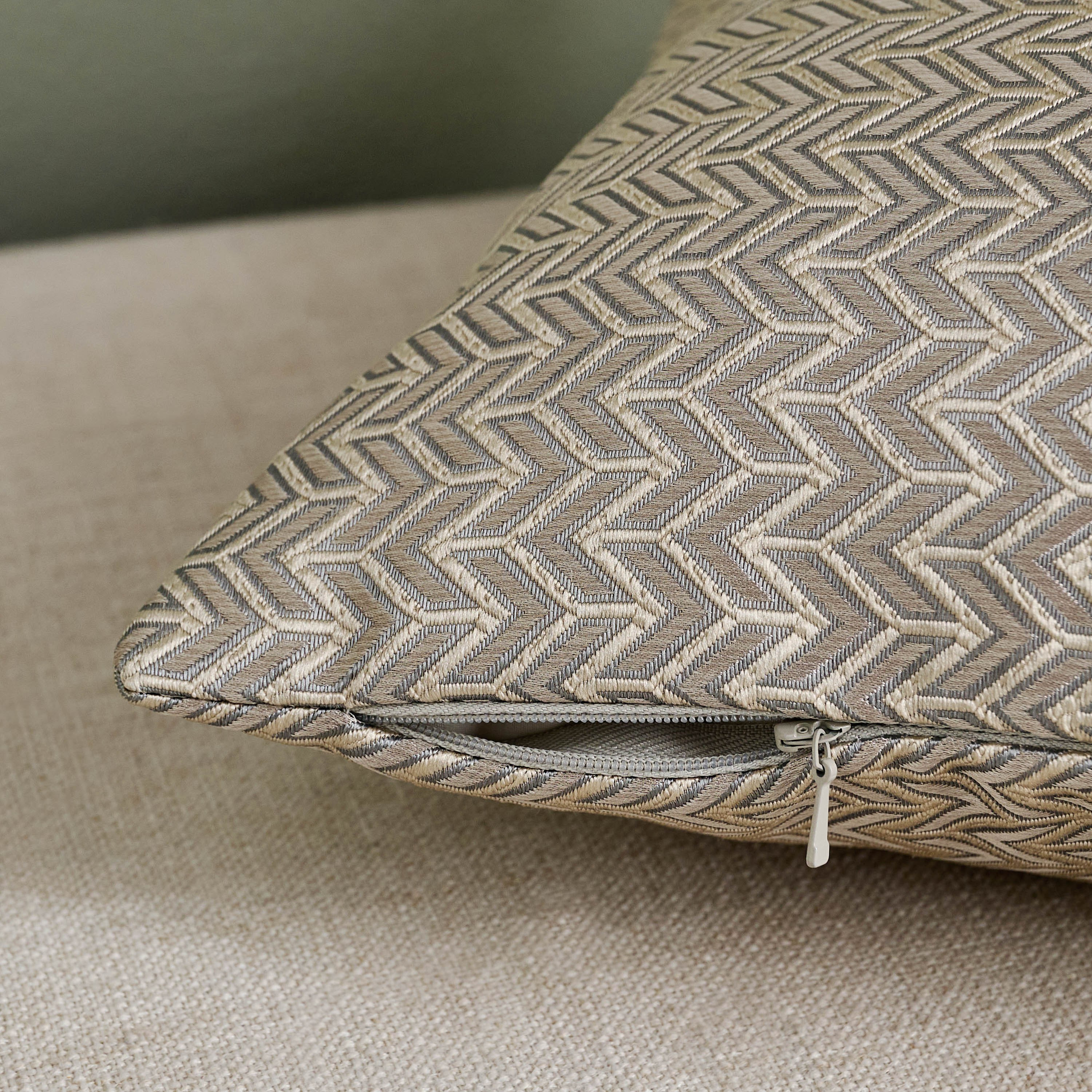 طقم 2 وسادة محشوة - ماهر - 48x48 سم-household-cushionsandthrows-filledcushions-decorativecushions-image-3