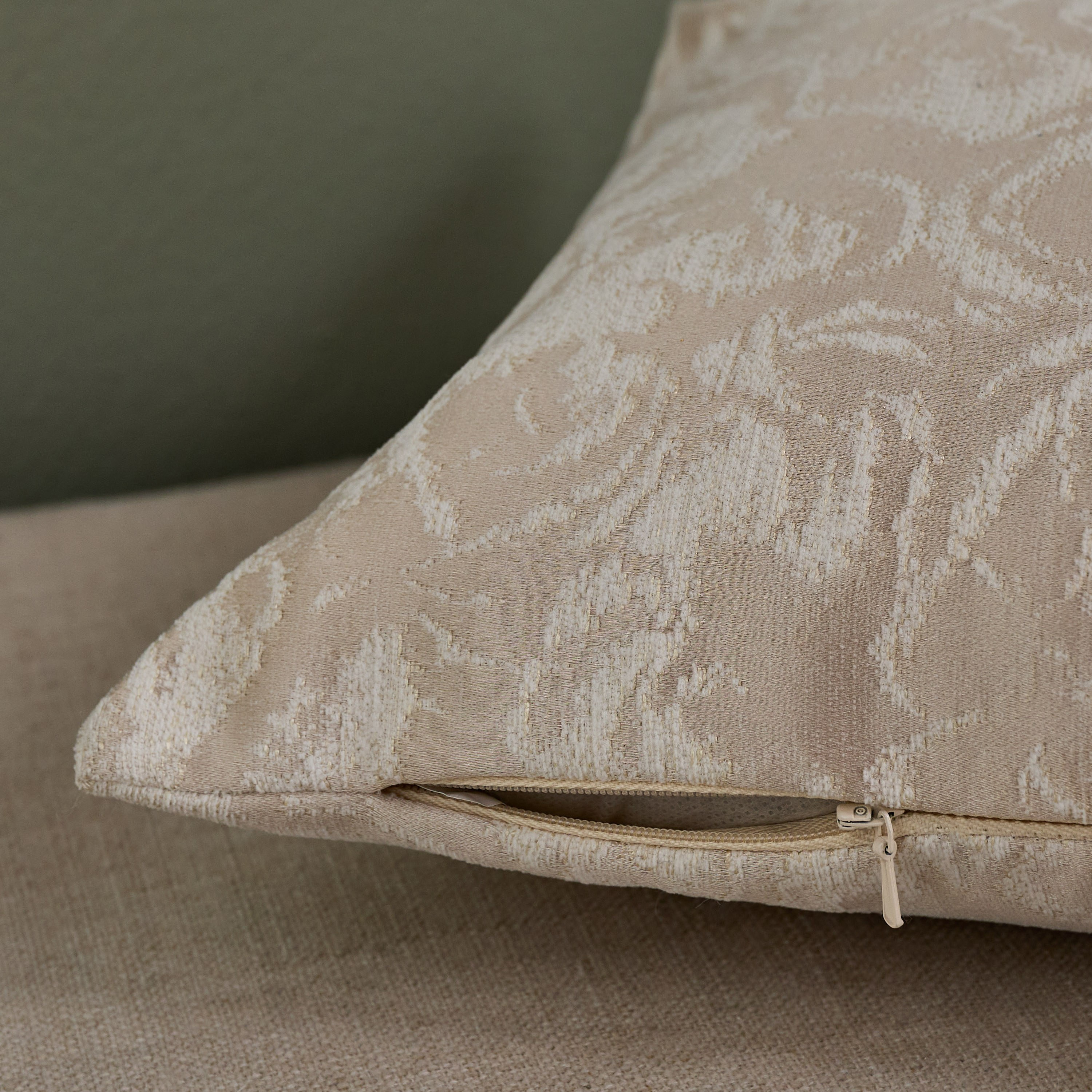 طقم وسائد محشوة مطرزة قطعتين - بياتريس - 30x50 سم-household-cushionsandthrows-filledcushions-decorativecushions-image-3