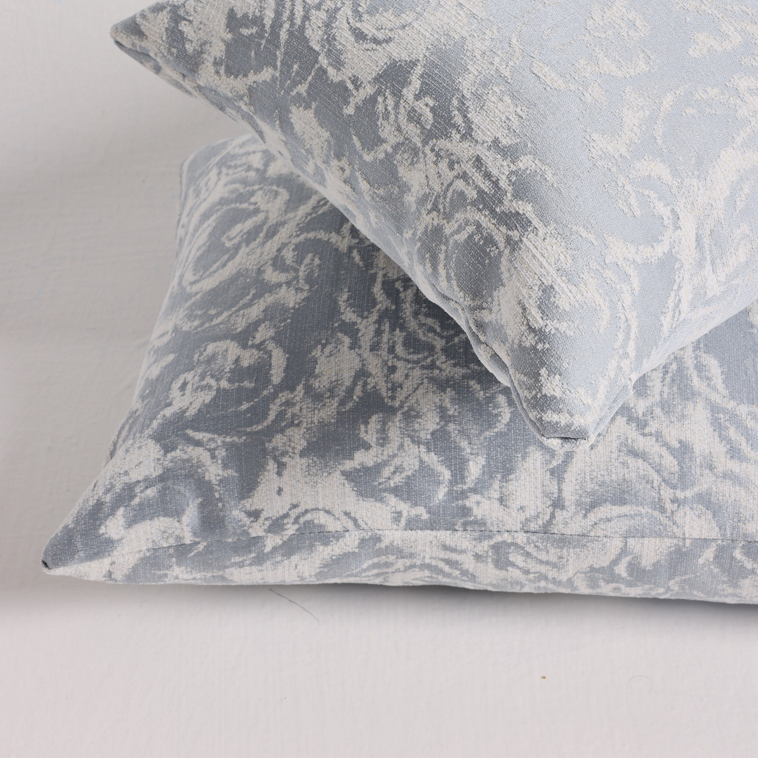 طقم وسائد محشوة مطرزة قطعتين - بياتريس - 30x50 سم-household-cushionsandthrows-filledcushions-decorativecushions-image-10