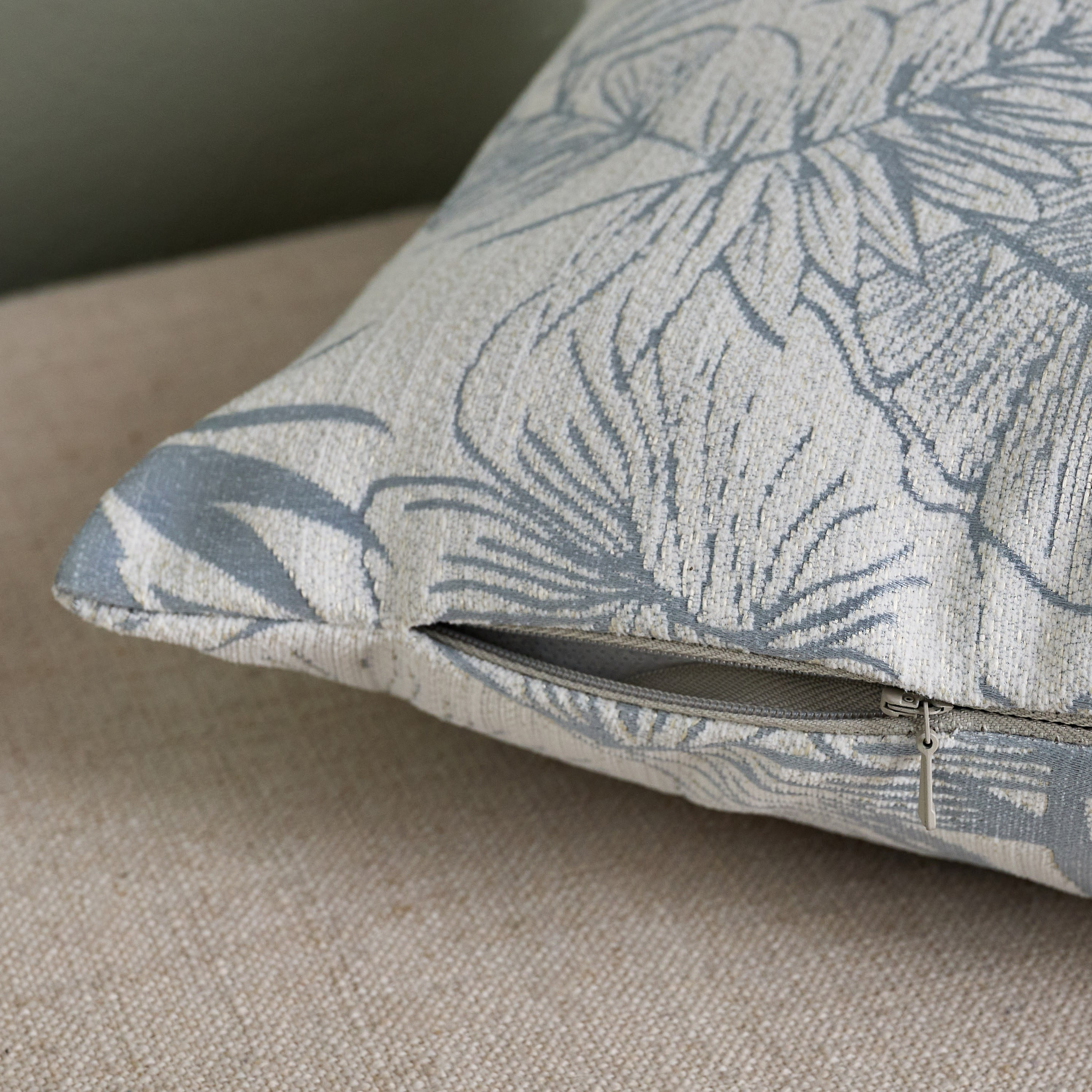 طقم وسائد محشوة قطعتين - بالماس-household-cushionsandthrows-filledcushions-decorativecushions-image-3