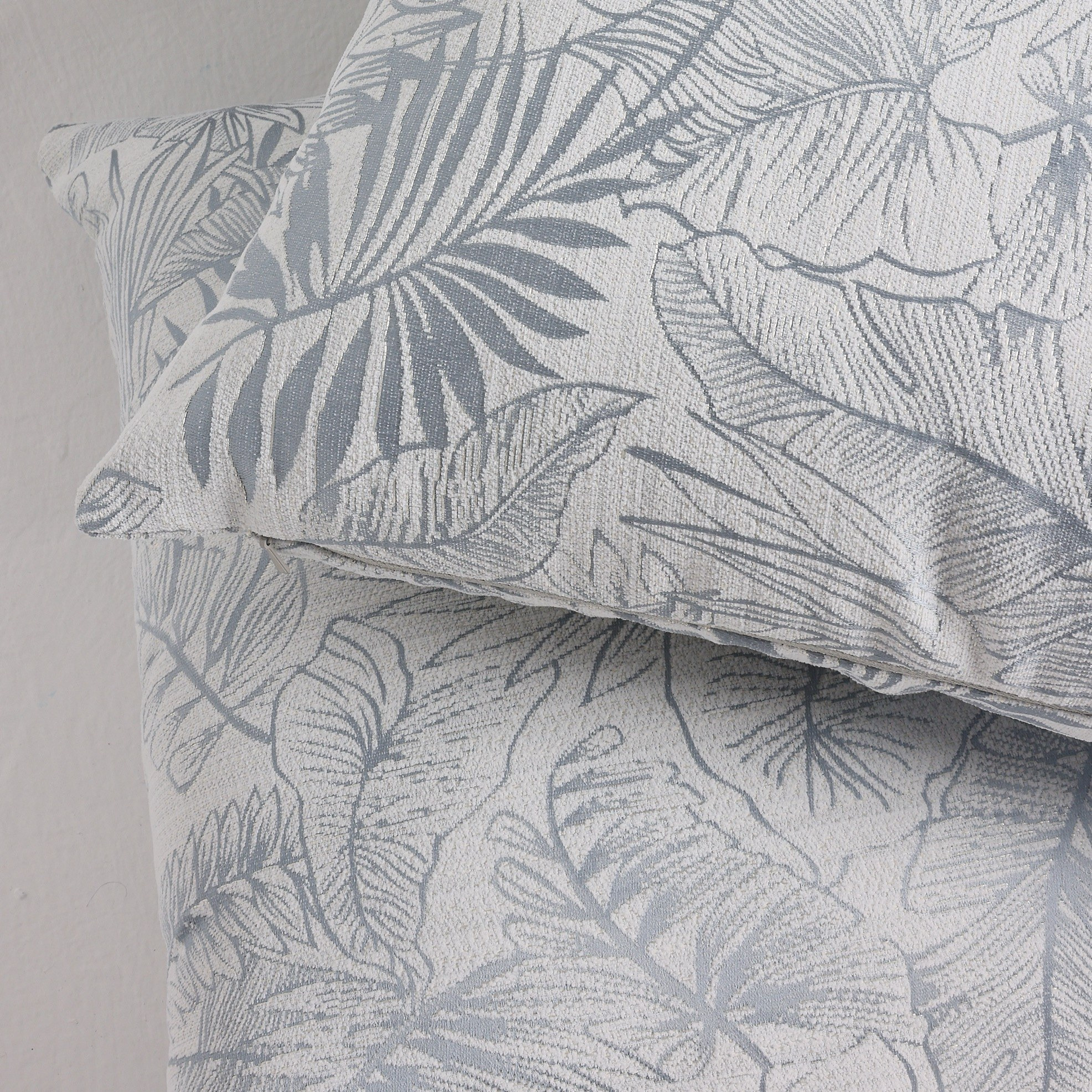 طقم وسائد محشوة مطرزة من قطعتين - بالماس - 48x48 سم-household-cushionsandthrows-filledcushions-decorativecushions-image-2