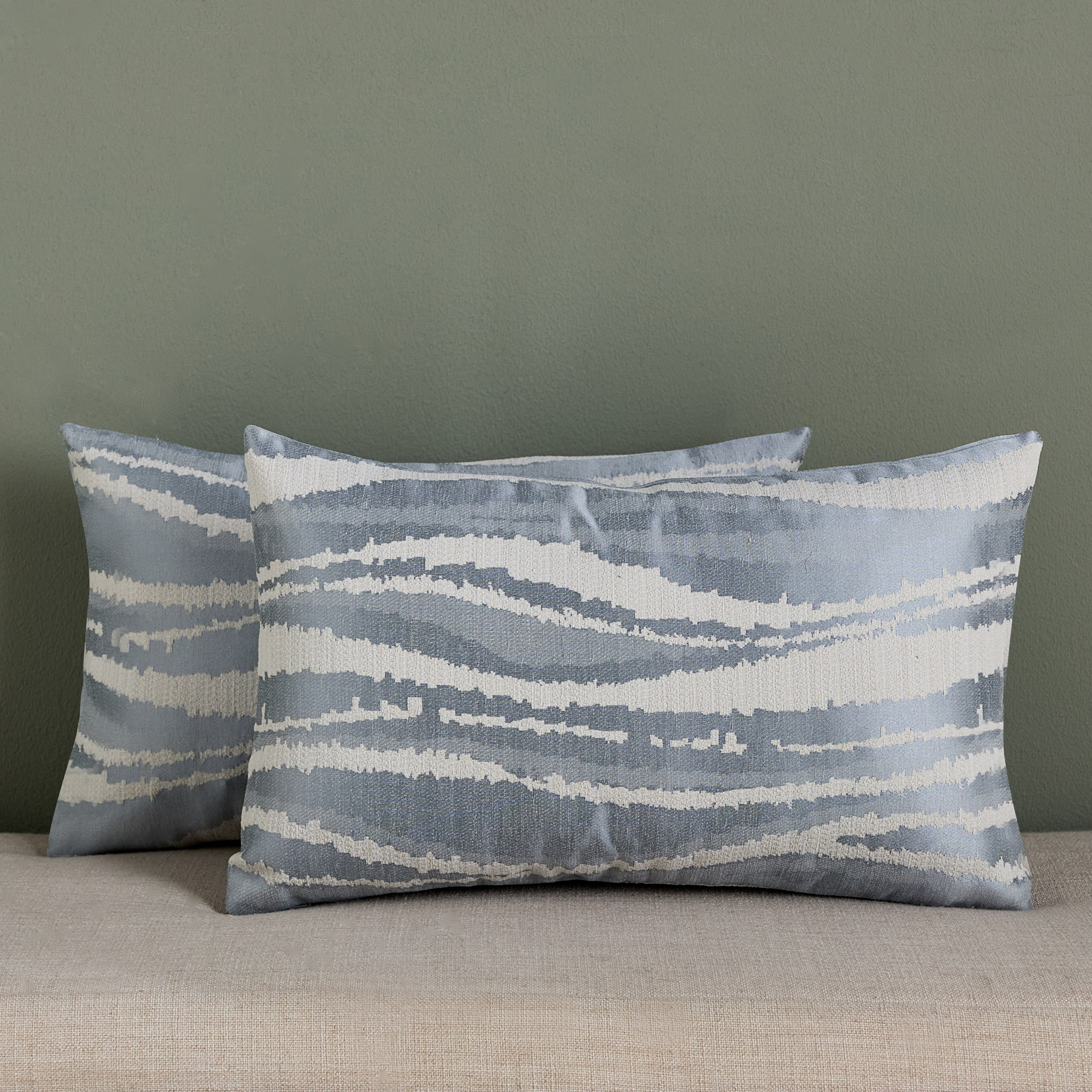 طقم وسائد محشوة مطرزة من قطعتين - أوسونا - 30x50 سم-household-cushionsandthrows-filledcushions-decorativecushions-image-5