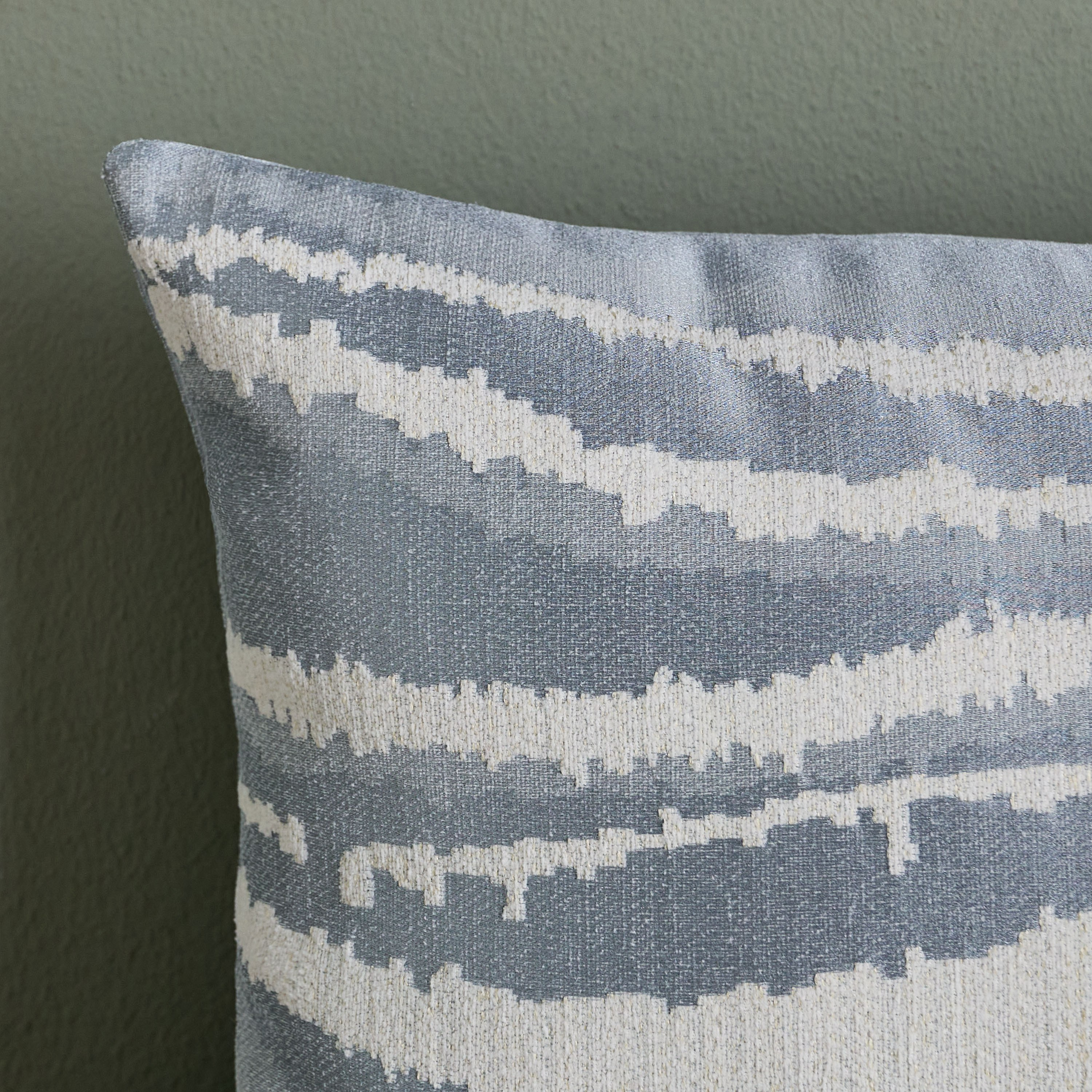 طقم وسائد محشوة مطرزة من قطعتين - أوسونا - 30x50 سم-household-cushionsandthrows-filledcushions-decorativecushions-image-6