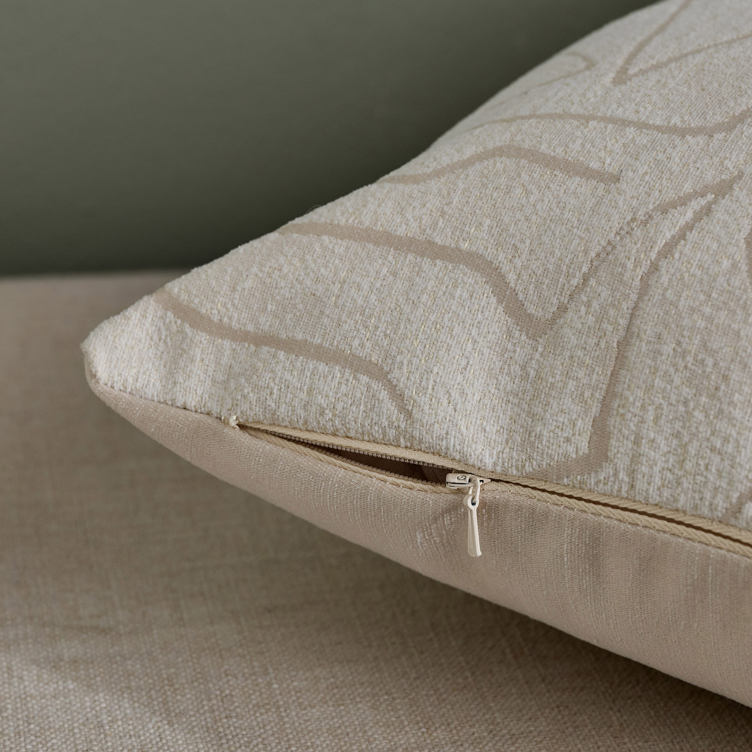 طقم وسائد محشوة جاكار من قطعتين - لوسينا - 48x48 سم-household-cushionsandthrows-filledcushions-decorativecushions-image-3