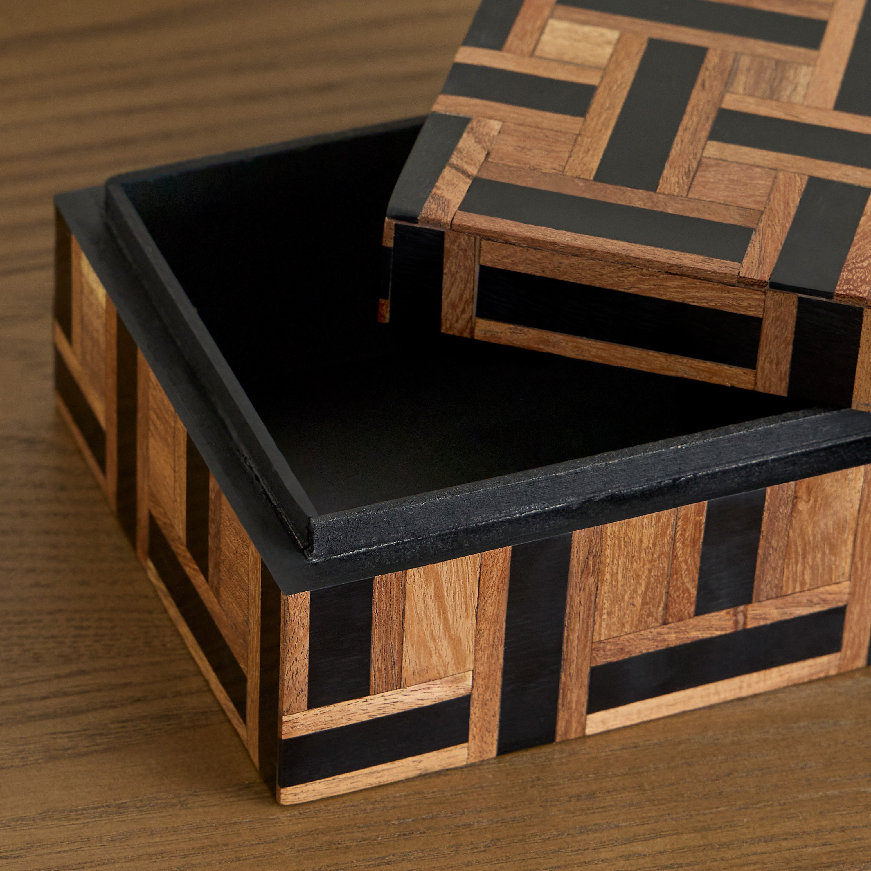 Loft Marsa Geo Decorative Box - 20 cm-household-decor-boxesandtrays-image-2